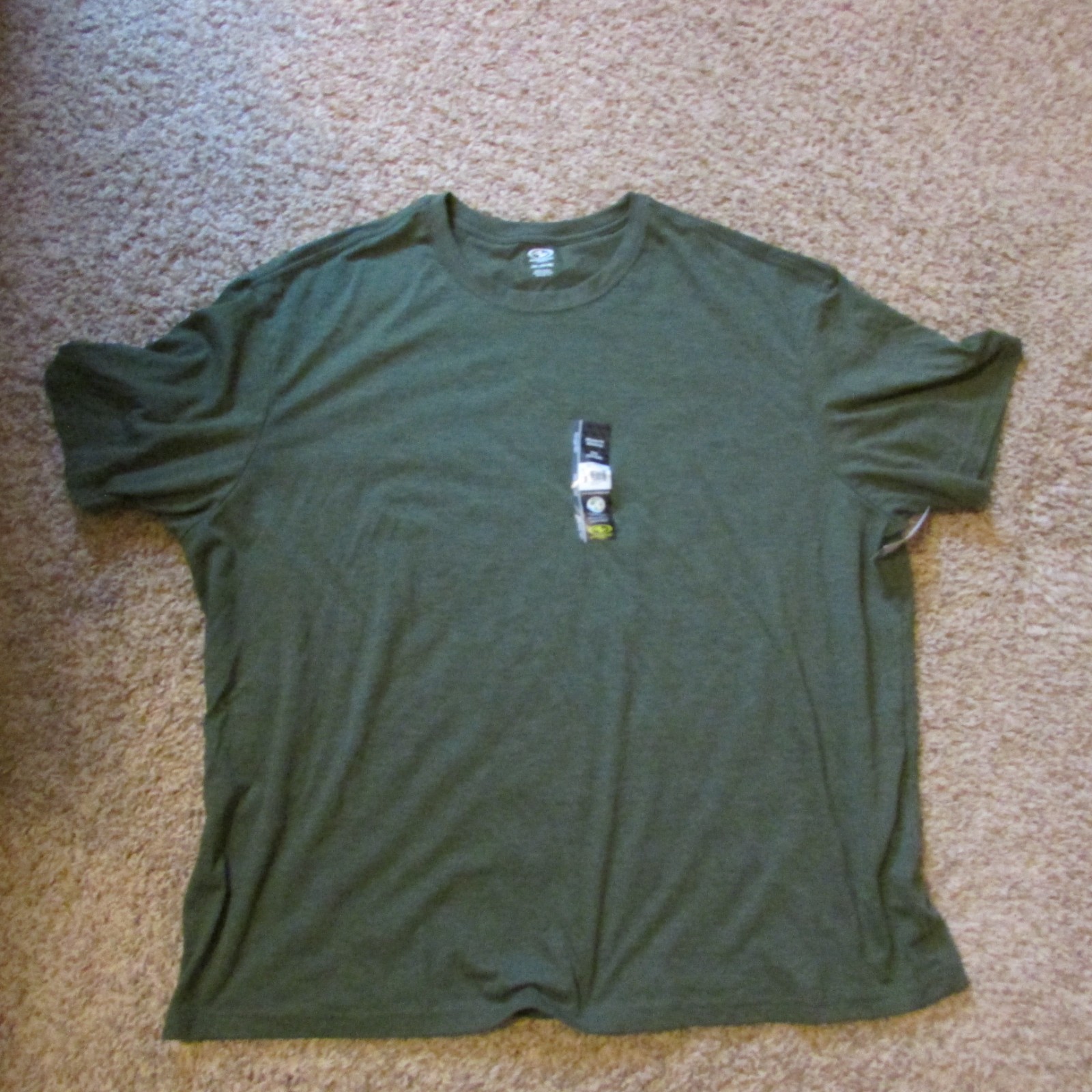 NWT Athletic Works 3X Hunter Green Leaf Crew Neck S/S T-Shirt gallery