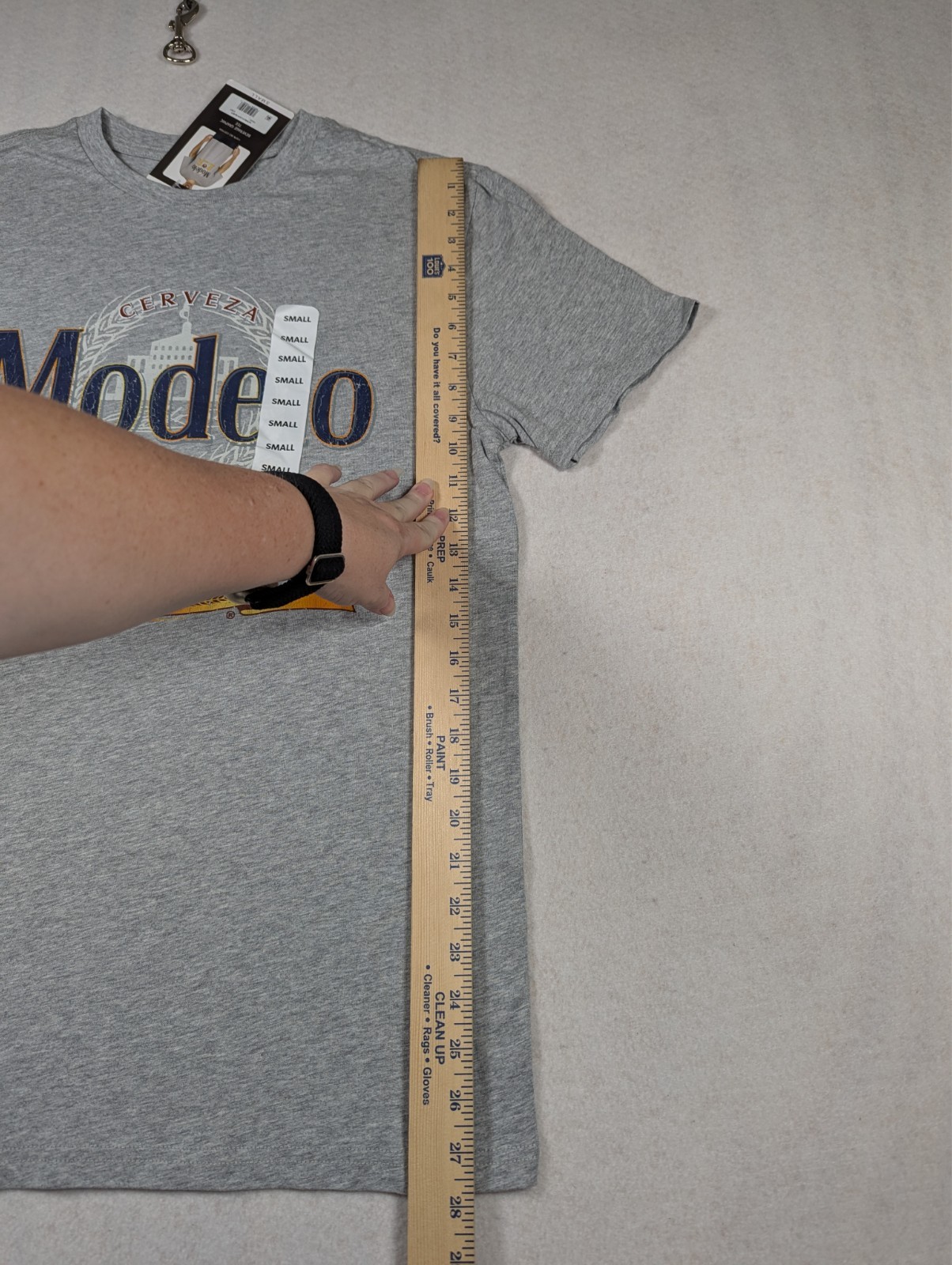 Modelo - Beer Graphic T-Shirt - Gray Logo - Men's - Size: S gallery