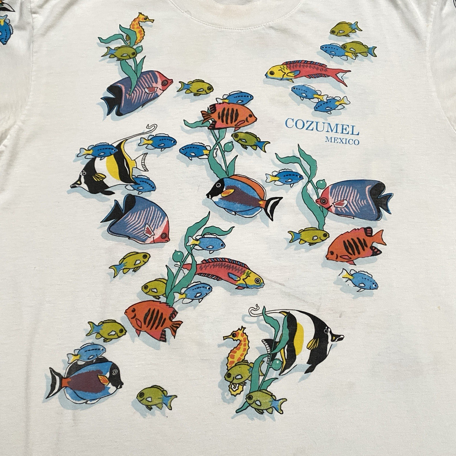 Vintage 90s All Over Fish Print Tropical Cozumel Mexico T-Shirt Distressed gallery