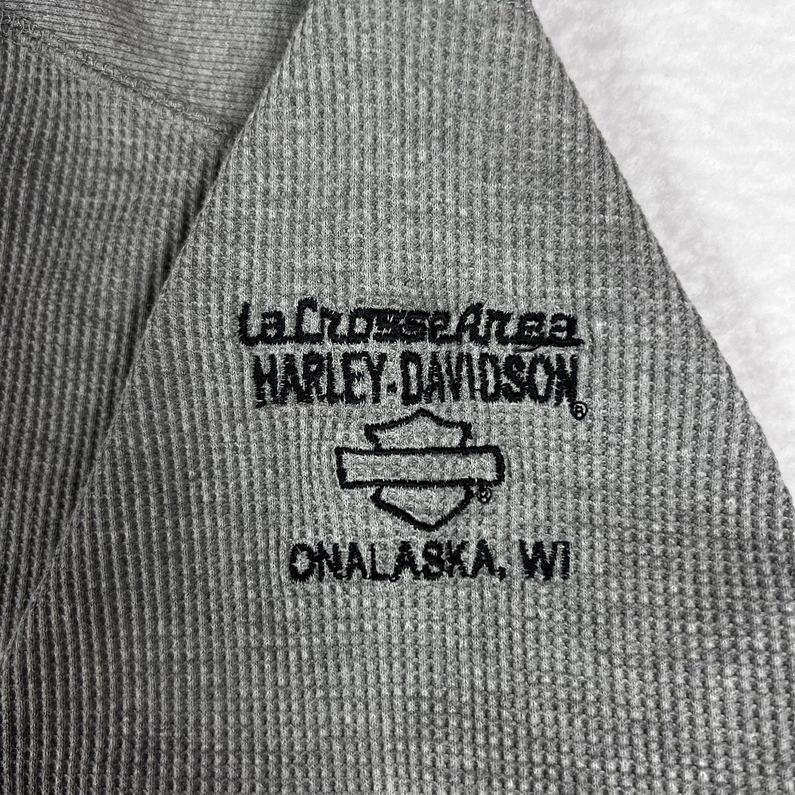 Vintage Y2K Harley Davidson Thermal Waffle Knit Shirt Men's Large Embroidered gallery