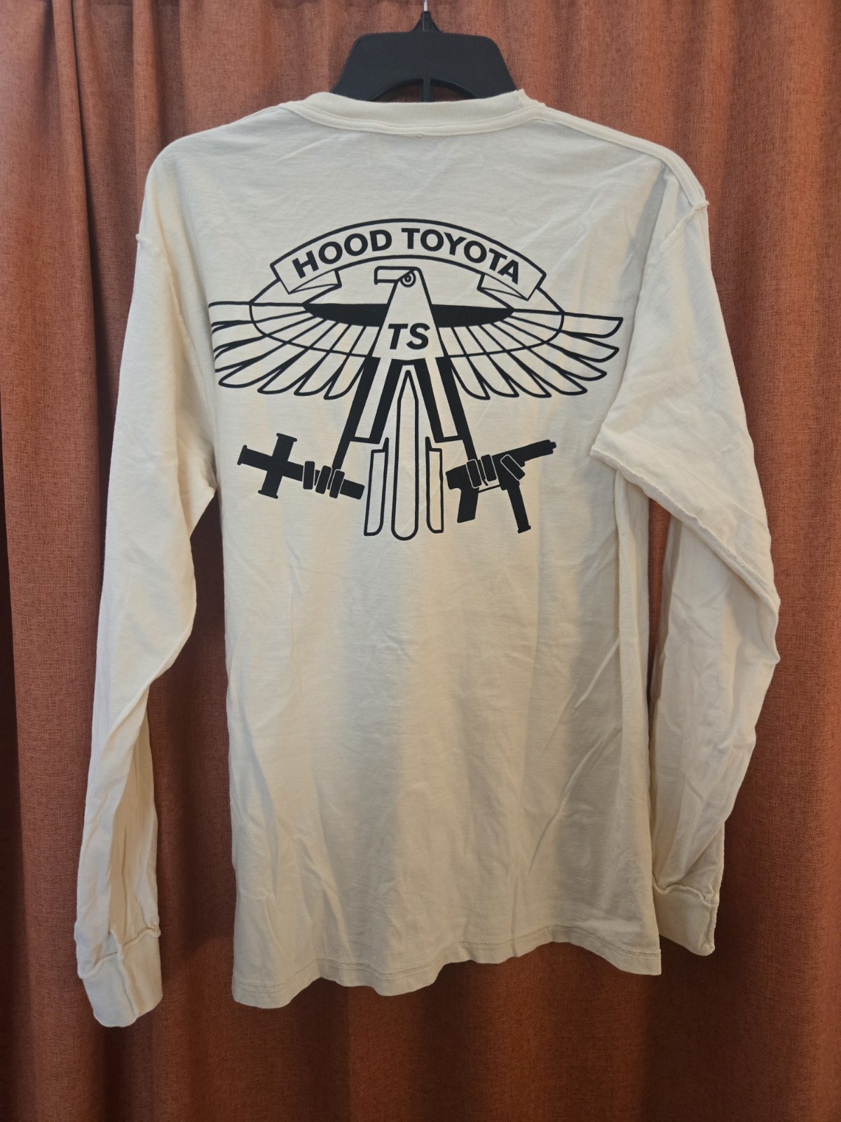 Travis Scott Men's Off White Hood Toyota Graphic Logo Long Sleeve Tee M gallery
