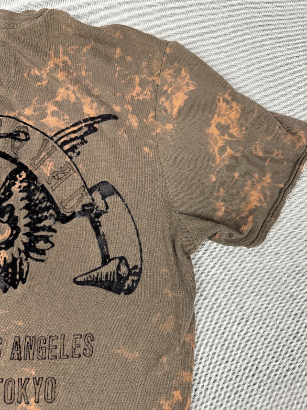 Guess TShirt Cyber Grunge Punk Goth Y2K Dagger Heart Tattoo Art Acid Wash Large gallery
