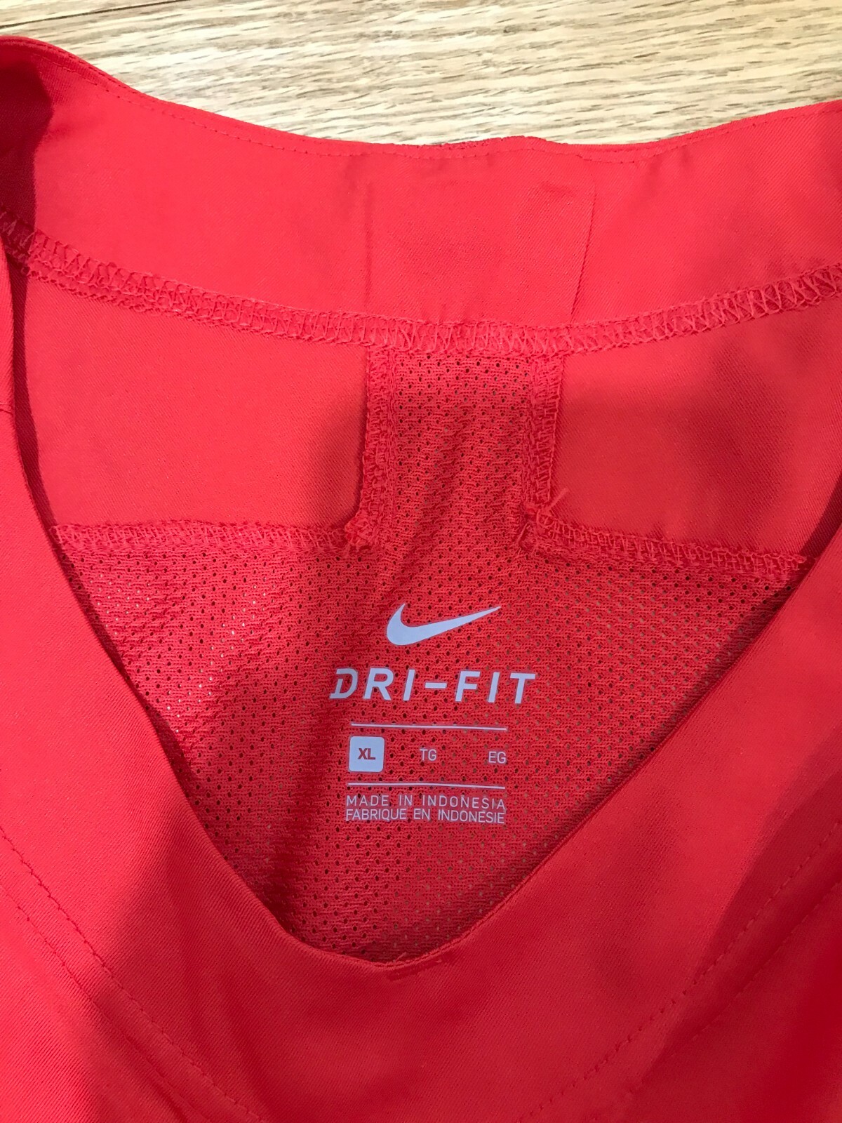 Nike Dry-Fit Men's XL Scarlet/White Team Untouchable Speed Jersey T-shirt $55 gallery