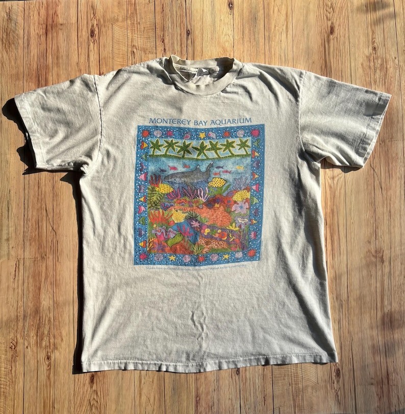 Vintage 1991 Monterey Bay Aquarium Shark T-Shirt Sweatshirt Hoodie gallery