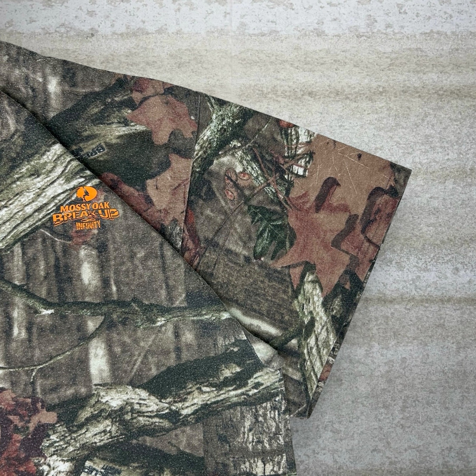 Vintage 90s Mossy Oak Hunting Camo Shirt Mens 2XL Short Sleeve Orange Logo gallery