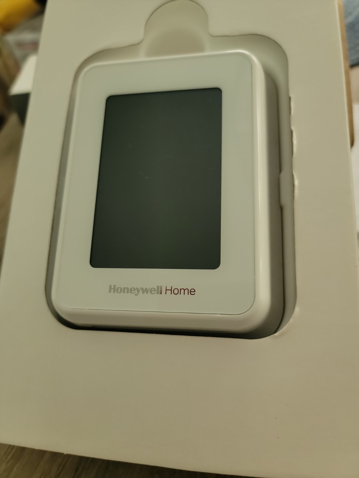 Honeywell Home T9 Wi-Fi Smart Thermostat with RoomSmart Sensor – White…