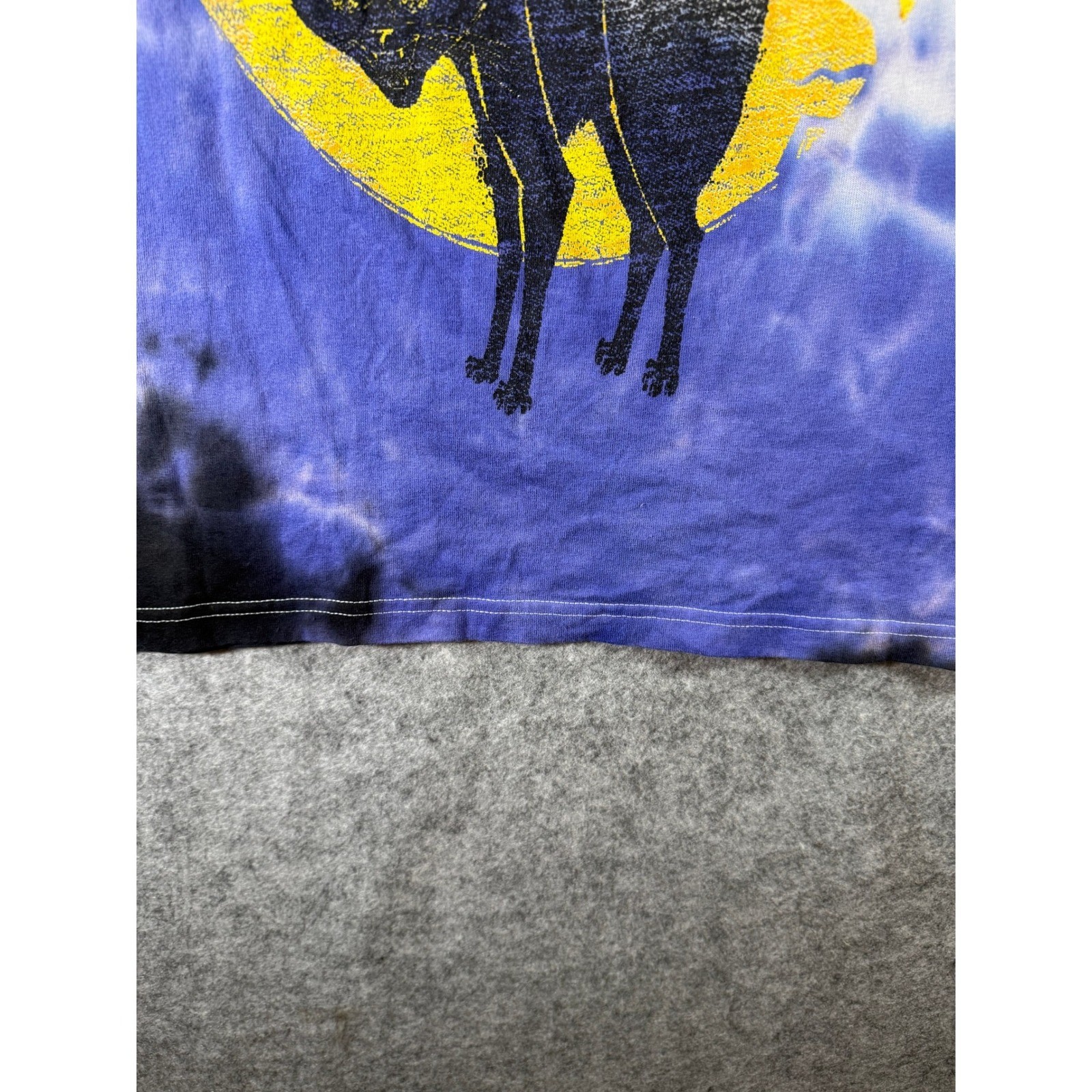 Disney Hocus Pocus Tie Dye Shirt Mens Medium Purple Black Binx Cat Halloween Tee gallery