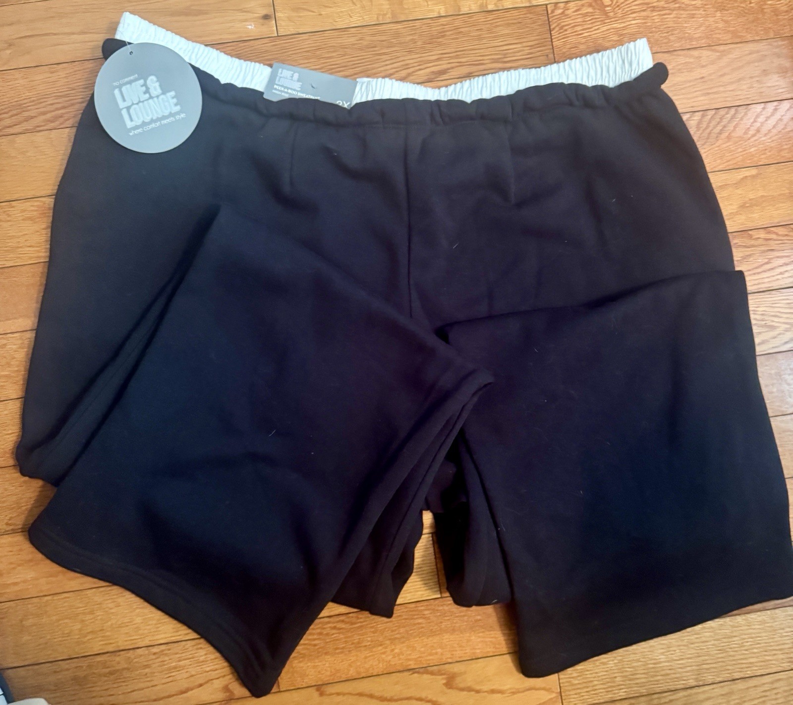 NWT No Comment Plus Relaxed Fit, High Rise Peek-A-Boo Sweatpants, Black Size 2X gallery