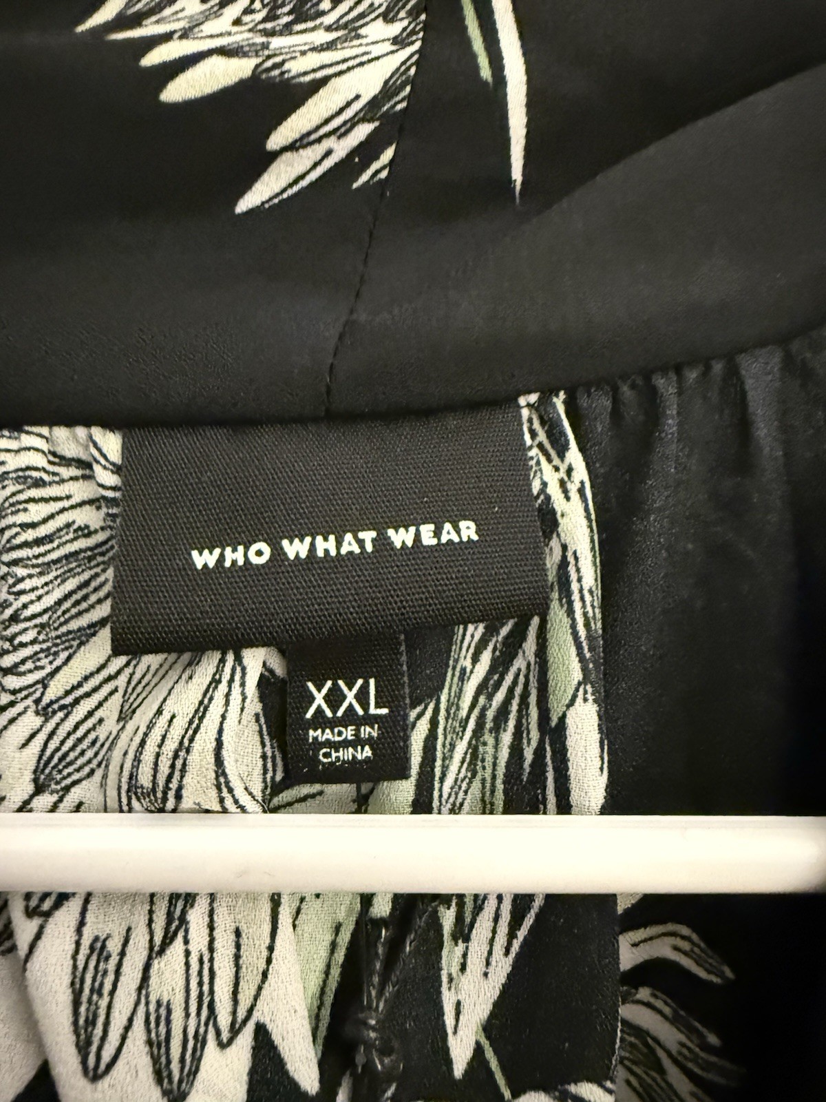 Who what Where Shirt, Black and Green Silky Long Sleeved Blouse. Size XXL. gallery