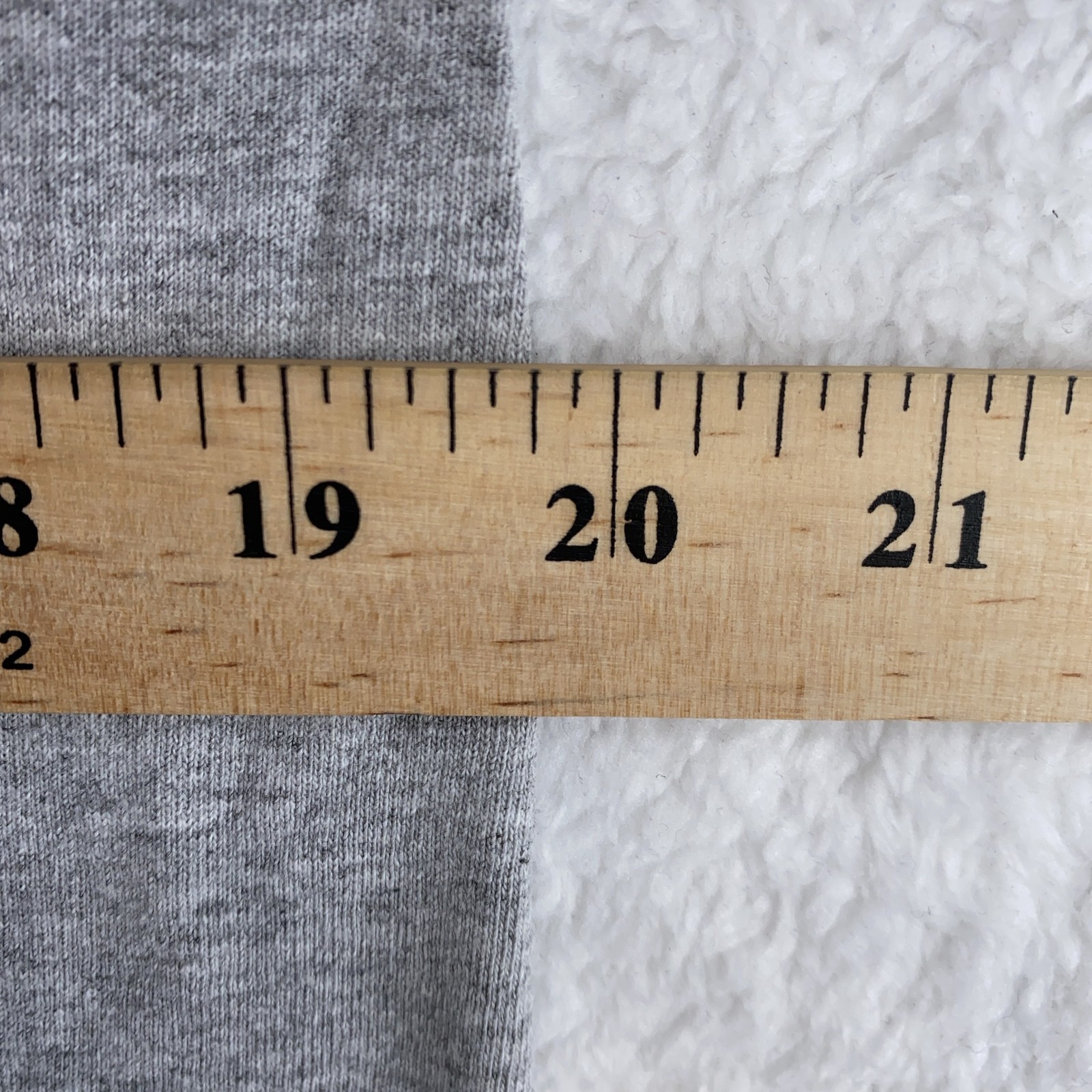 NBC Experience Store Shirt Mens Medium Gray Logo Crewneck Tee T-Shirt Classic TV gallery