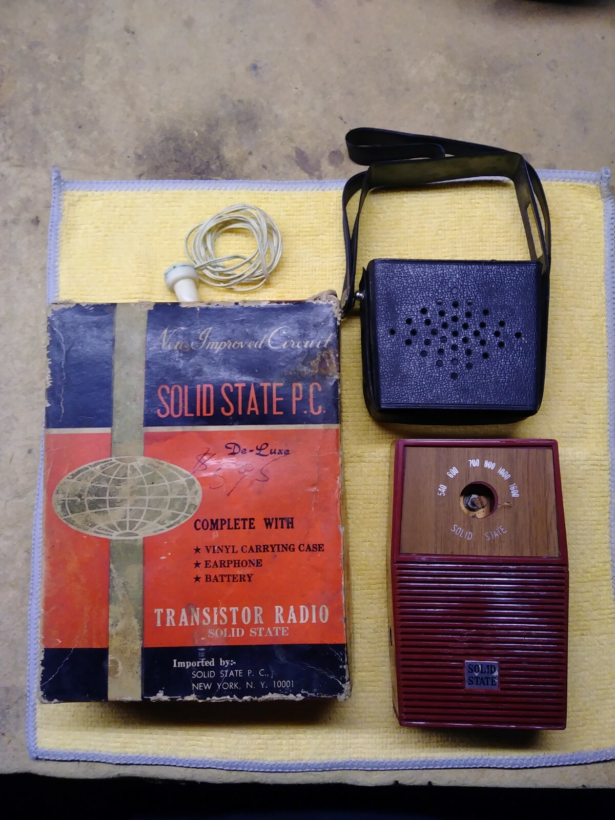 Vintage Federal Model 6O6 Transistor Radio AM Solid State With Box 📦