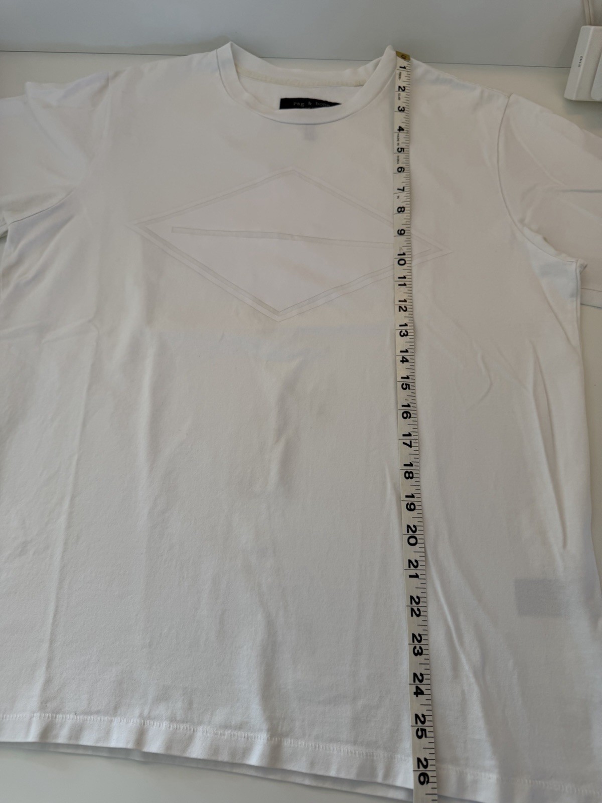 Rag & Bone White T-shirt Mediums Short Sleeve Crew Neck Men’s Cotton Tee gallery