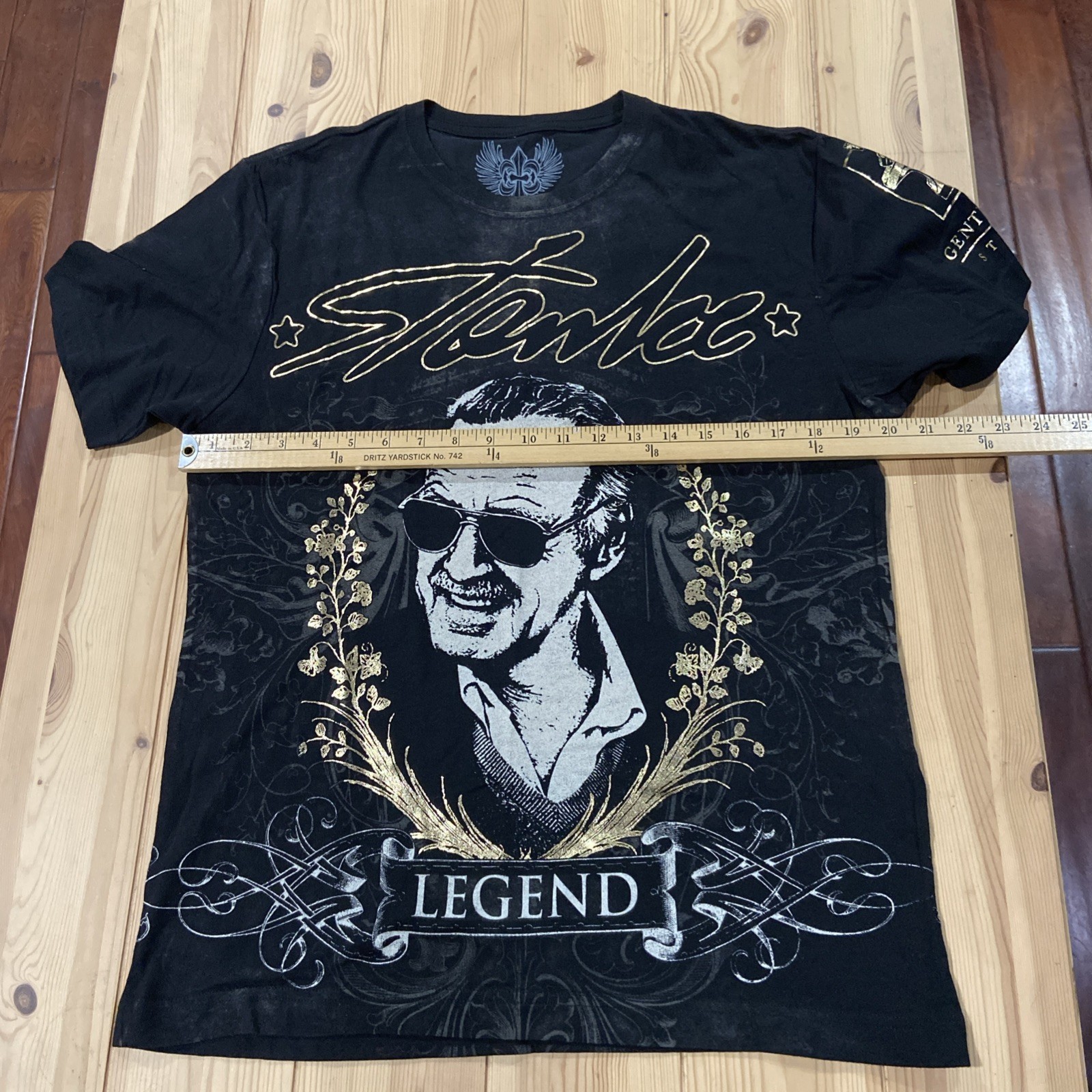 Xzavier Gentle Giant Studios Stan Lee 'LEGEND' Men's M T-Shirt Black/Gold gallery