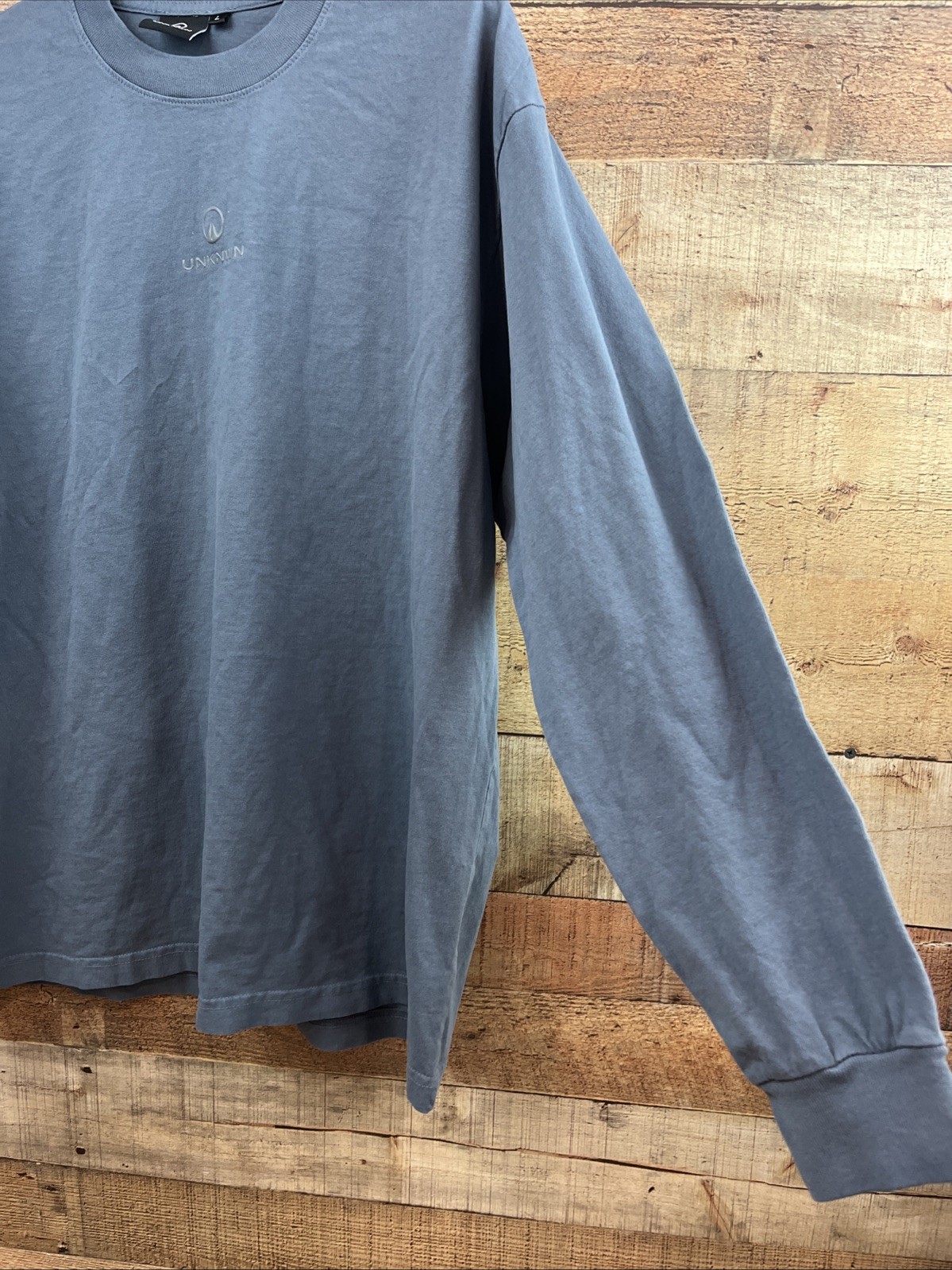 Unknwn Long Sleeved Slate Blue T-Shirt Size Large ￼￼ gallery