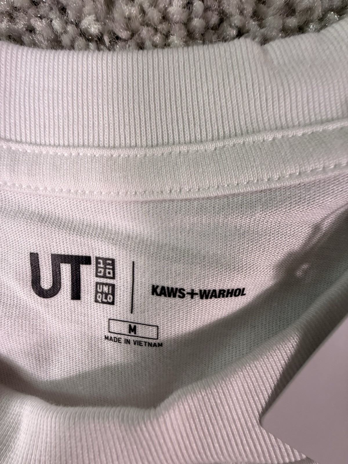 Uniqlo KAWS x Warhol UT Graphic T-Shirt White Size Medium NWT gallery