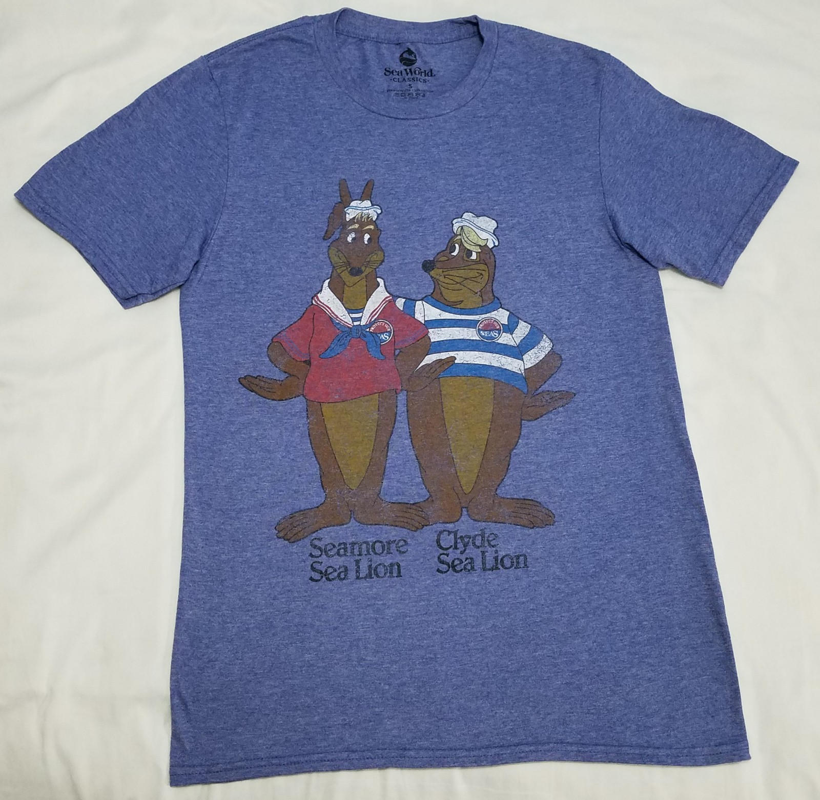 SeaWorld Seamore Clyde Sea Lion shirt size SMALL world