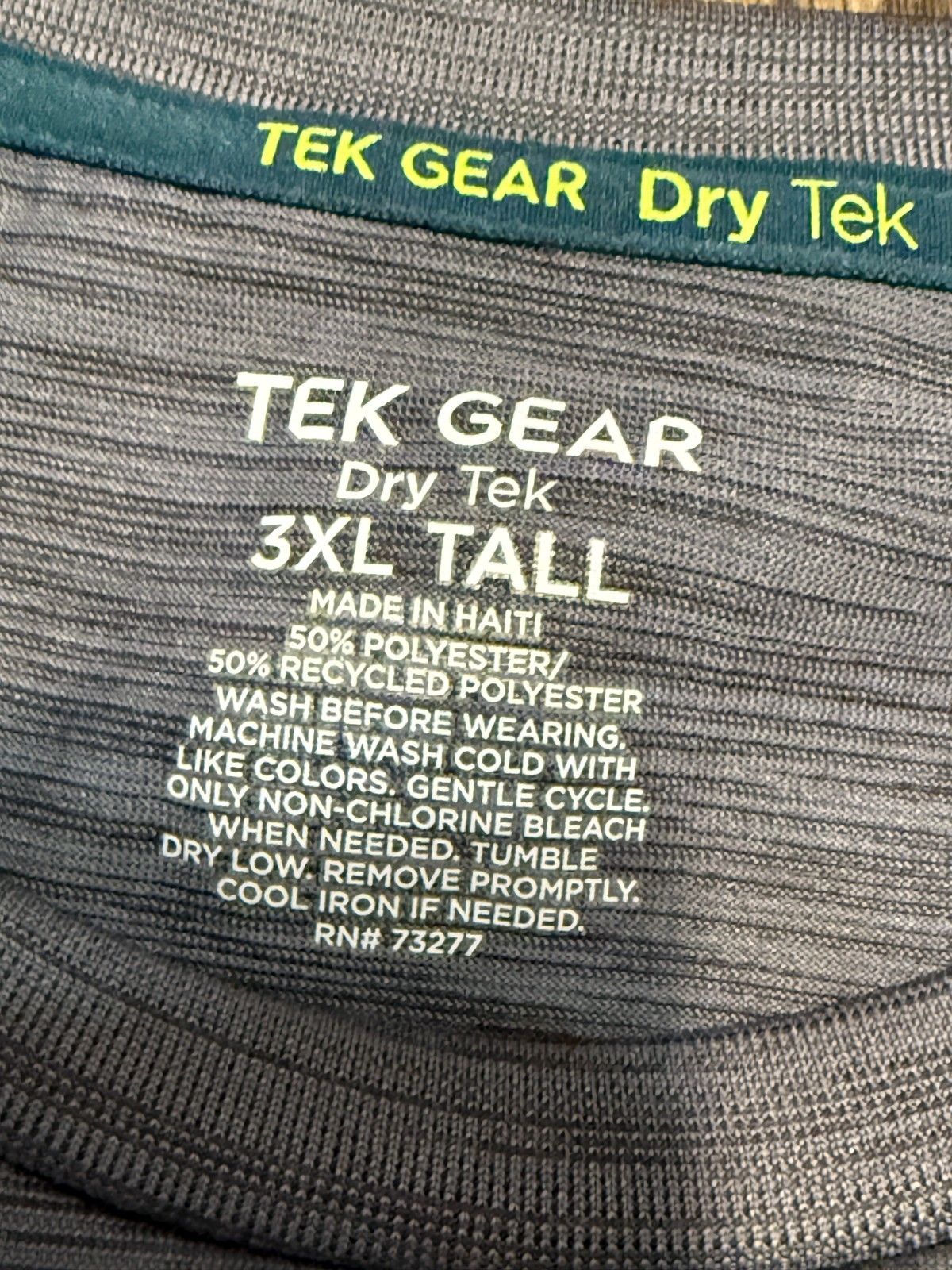 Tek Gear Shirt Men's Size 3XL Gray Athletic Wear Dry Tek Crewneck Short Sleeve gallery