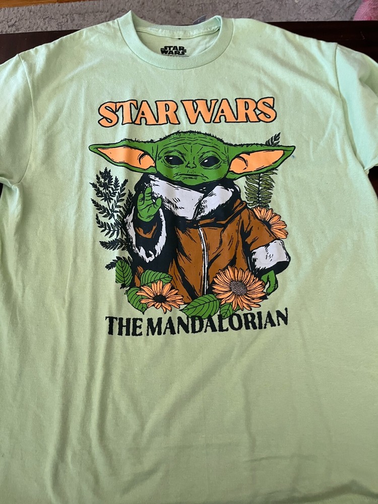 Star Wars Uni-Sex Size Large Short Sleeve T-shirt
