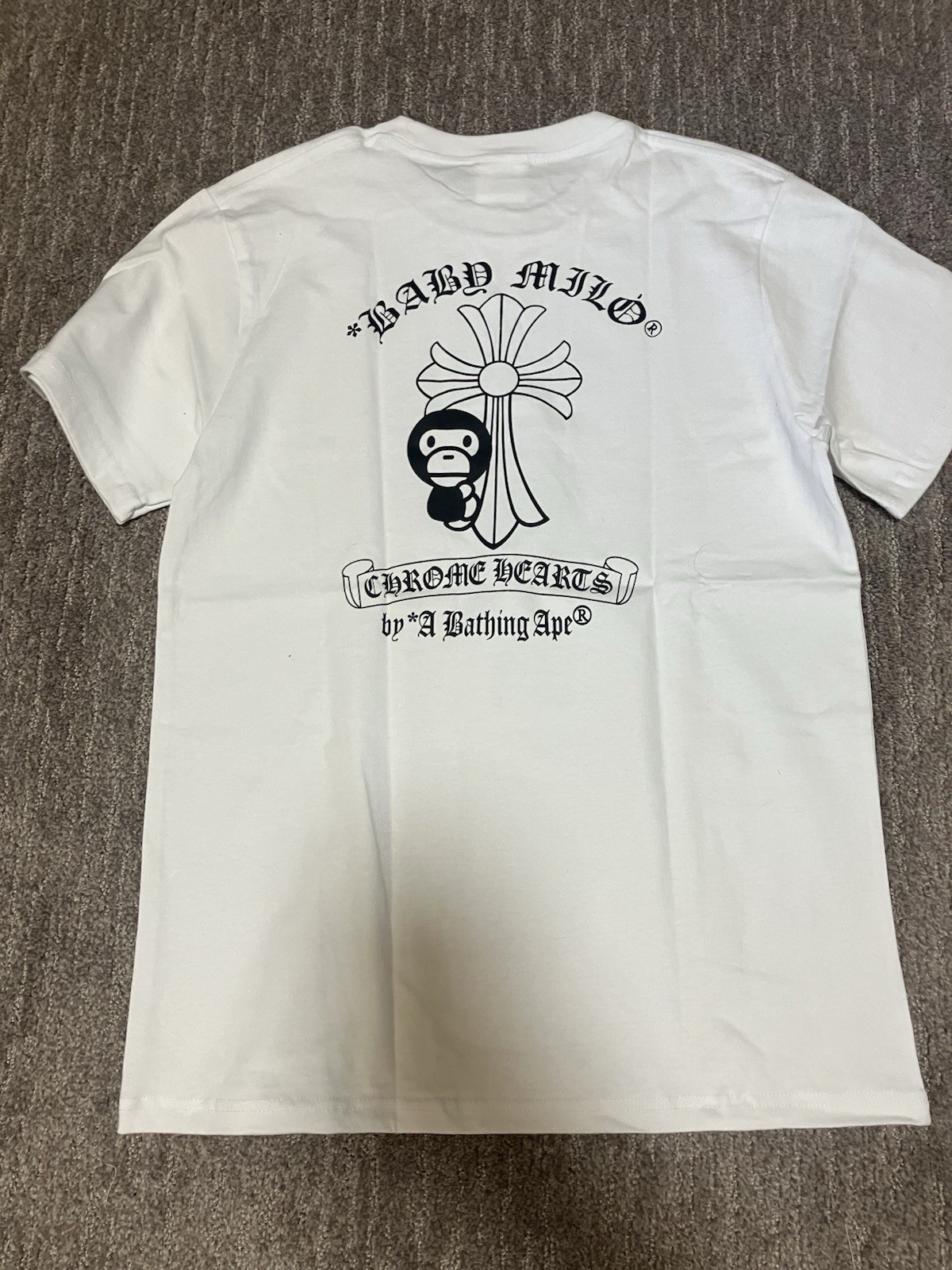 A Bathing Ape BAPE White Ape Head Graphic Logo Crew Neck T-Shirt Men's S gallery