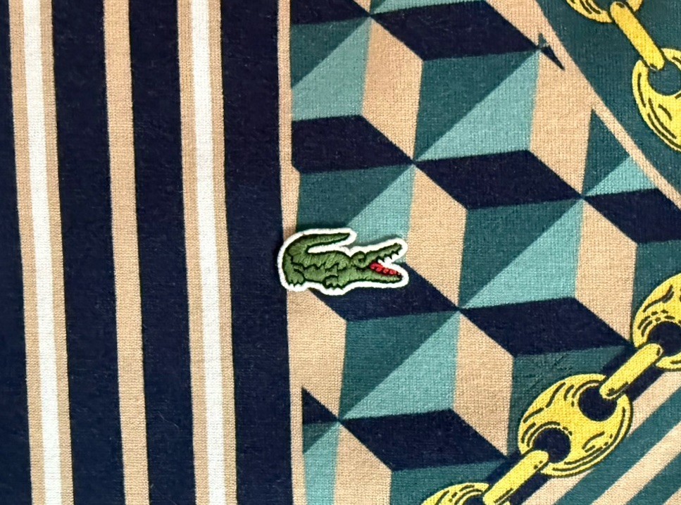 Men's Lacoste Live Golf Tennis Chain Link Scarf Print Graphic Shirt XL gallery