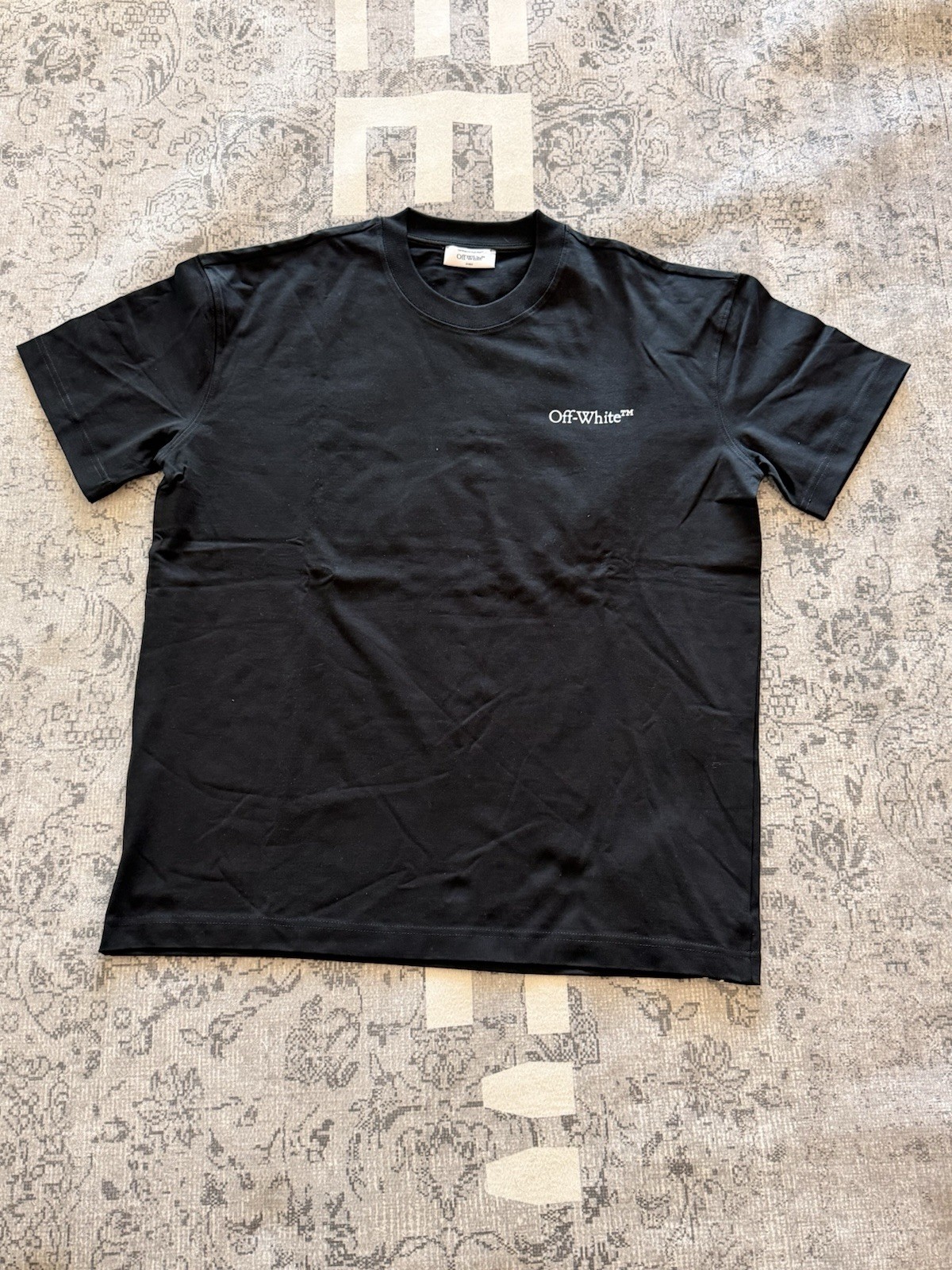 Off-White Men’s XL Black Graphic Logo Crew Neck Short Sleeve T-Shirt gallery