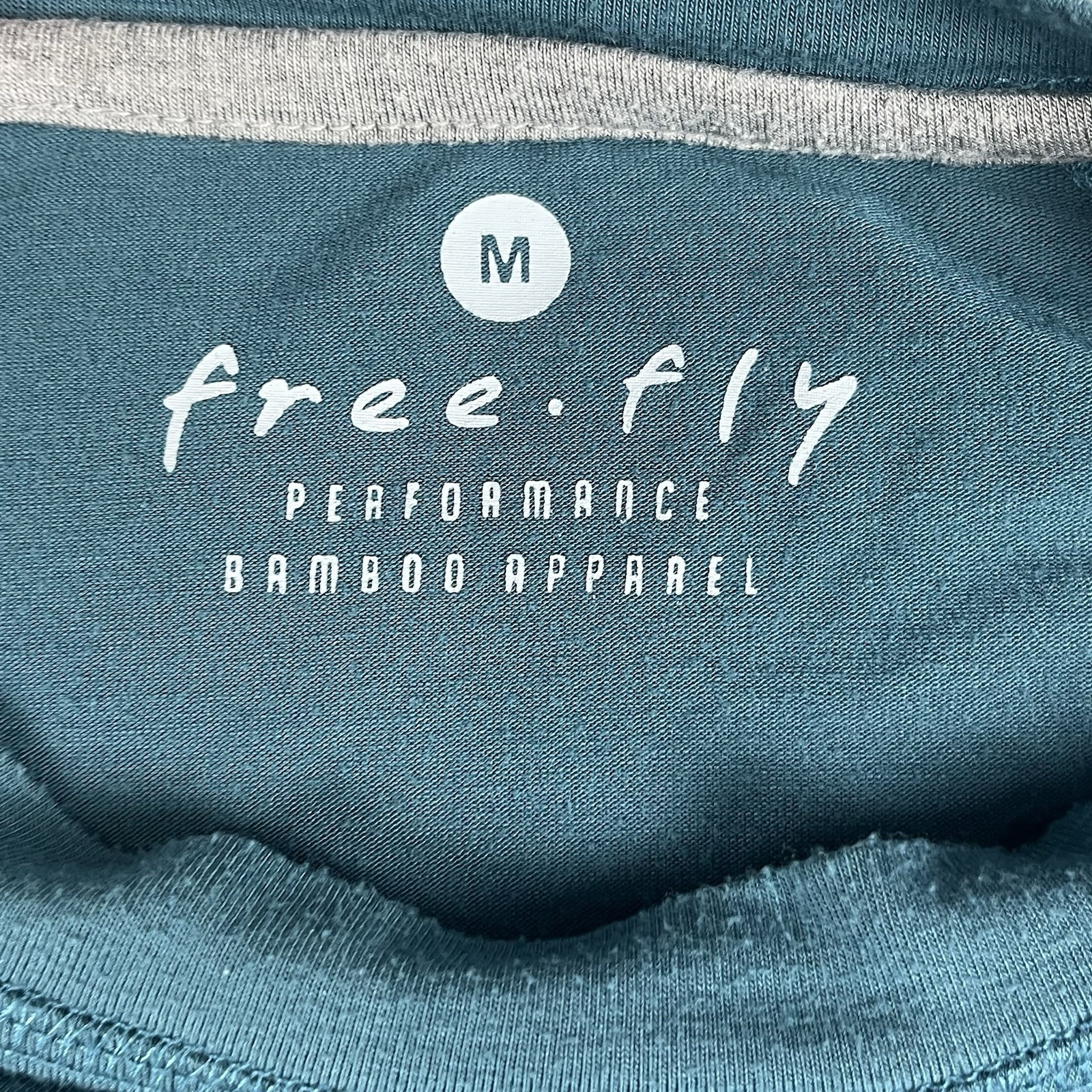 Free Fly Shirt Men Medium Green Bamboo Performance Pocket Crew Neck Short Sleeve gallery