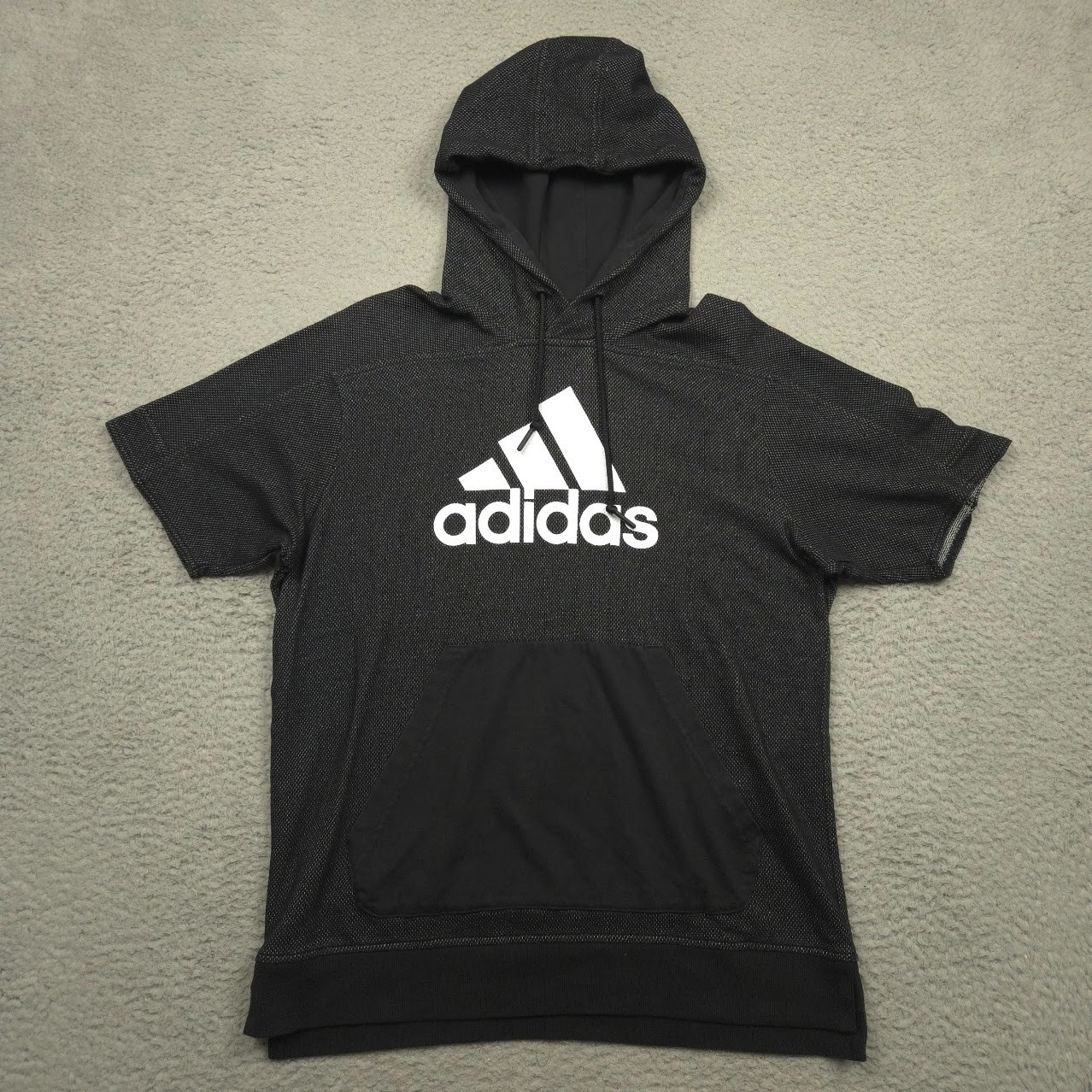 Adidas Shirt Mens XL Black Short Sleeve Hooded Kangaroo Pocket Terry CV3224