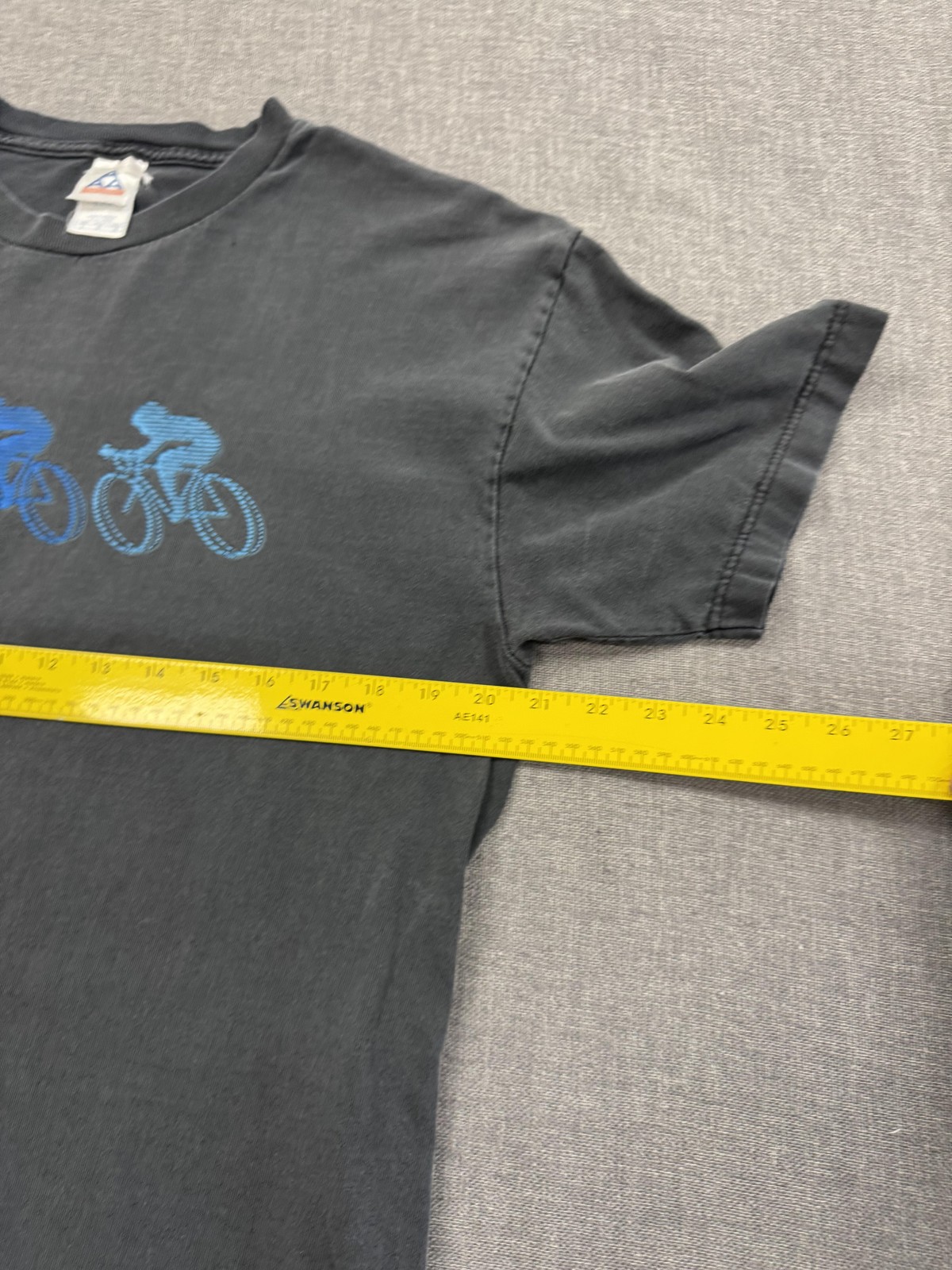 Vintage 90s Discovery Channel Cycling T-Shirt Mens Large Faded Black Graphic Tee gallery