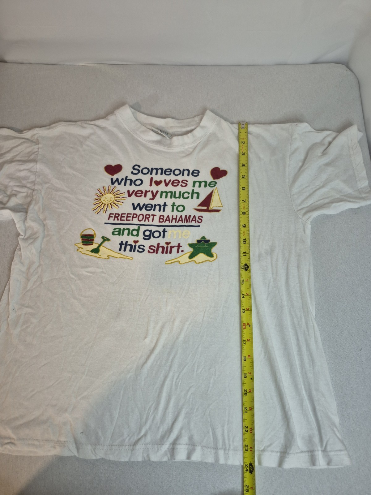 VINTAGE 100% Cotton Bahamas Souvenir T Shirt Size XL Flaws Unisex Glitter Accent gallery