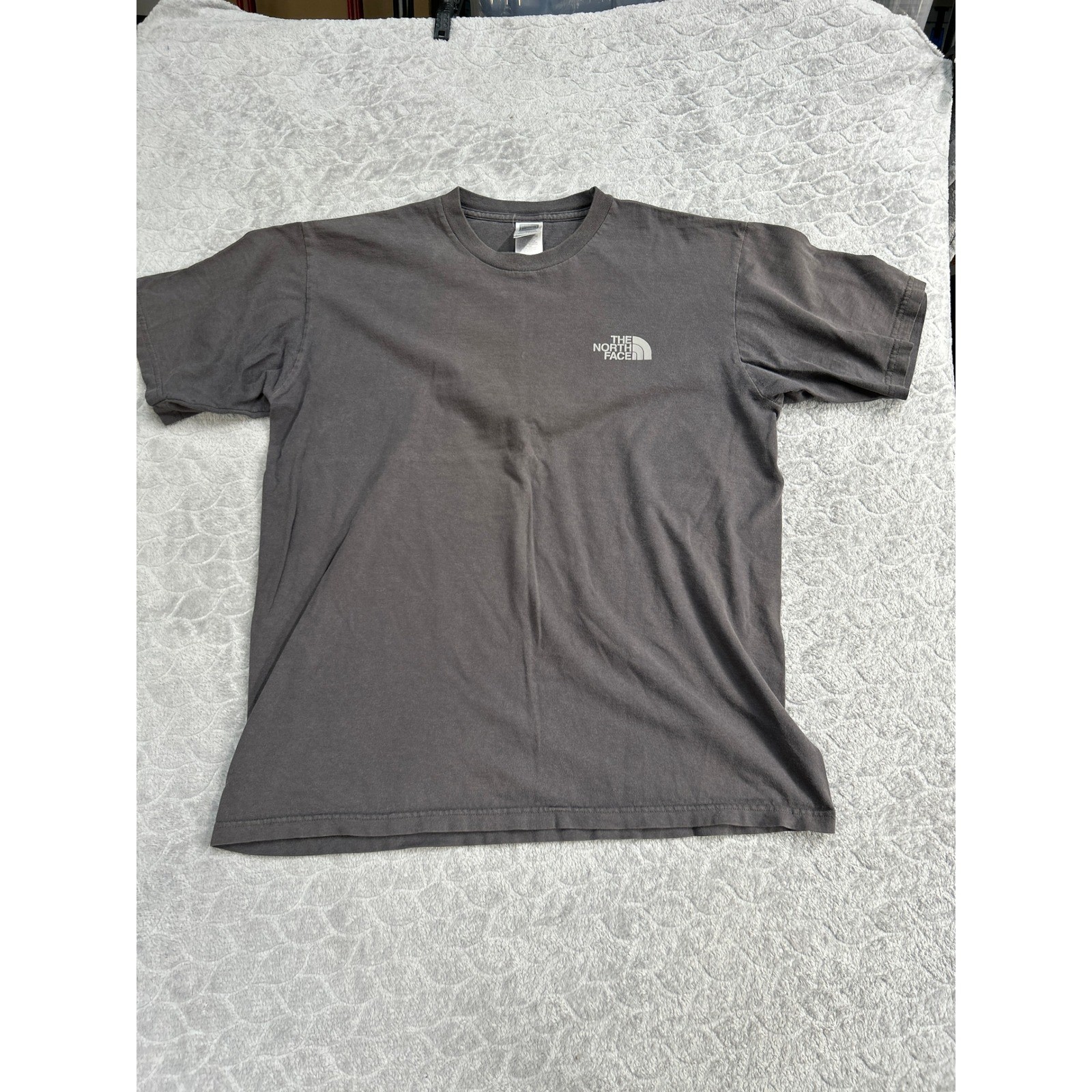 The North Face Mens Gray Box Logo Never Stop Exploring T-Shirt Medium NF0A3R6R