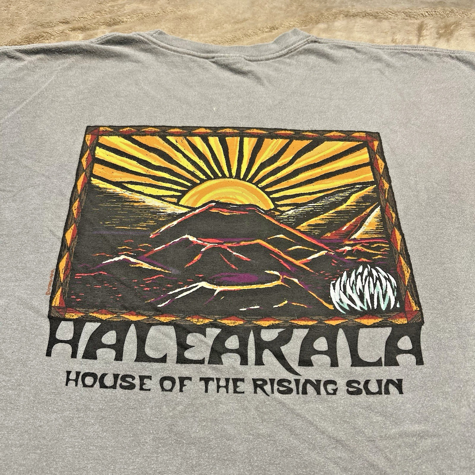 Crazy Shirts Crater Dye Tee 3XL Haleakala Hawaii Double Sided Rare gallery
