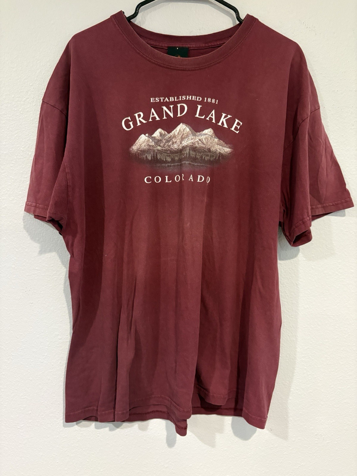 Prairie Mountain Men’s XL Burgundy Grand Lake Colorado Graphic Tee Cotton