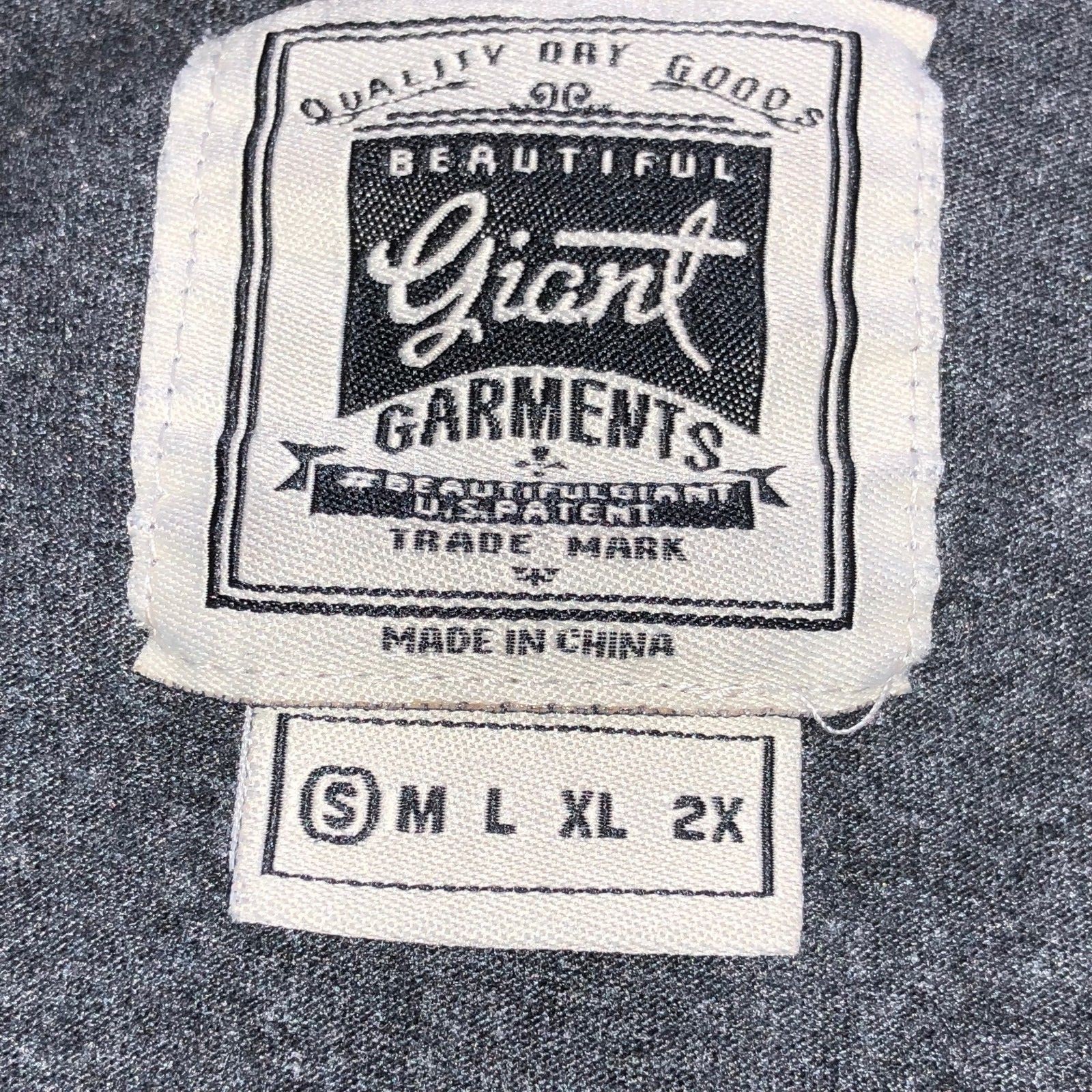 Beautiful Giant Garment T-Shirt Mens Gray Short Sleeve Skull Pocket S gallery