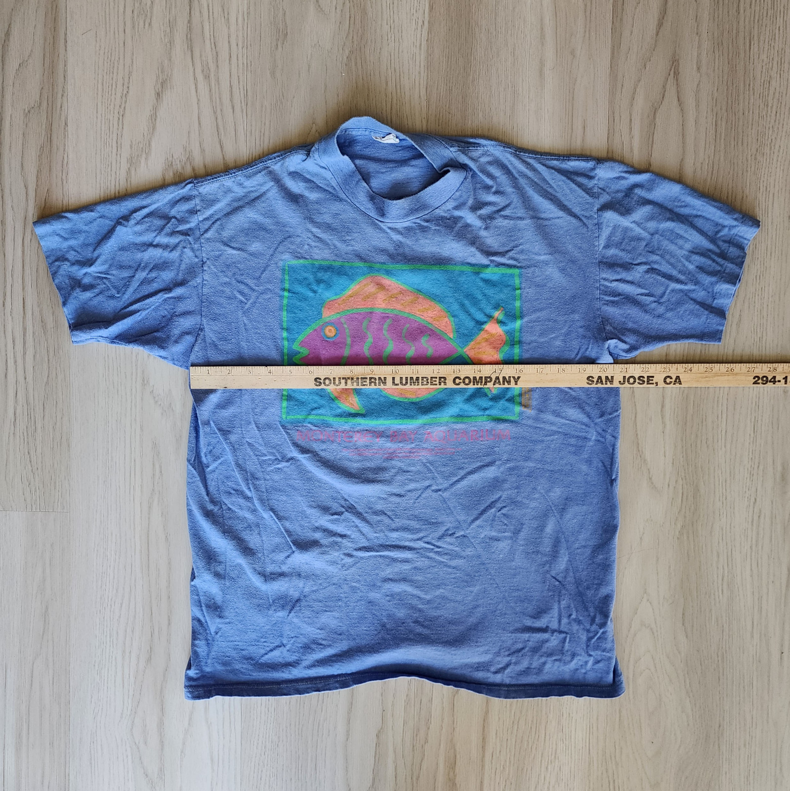 Vtg Monterey Bay Aquarium Tropical Fish T-shirt Purple Neon Retro Tee Sea Life gallery