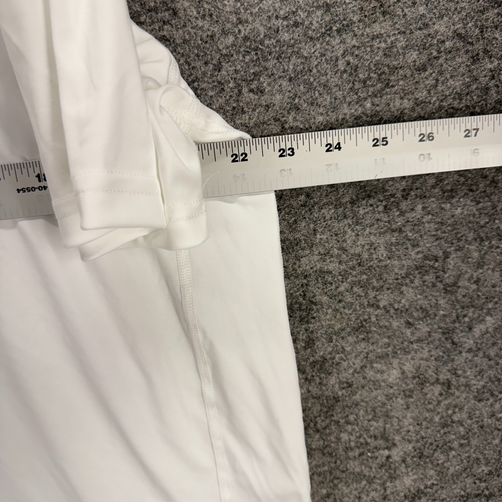 Tek Gear T-Shirt Men XL White Crew Neck Short Sleeve Dry Tek Regular Solid gallery