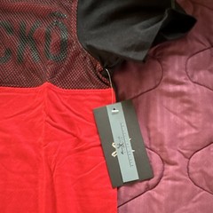 Marc Ecko Cut & Sew Men’s Black/Red Logo Graphic Print Crew Neck T-Shirt