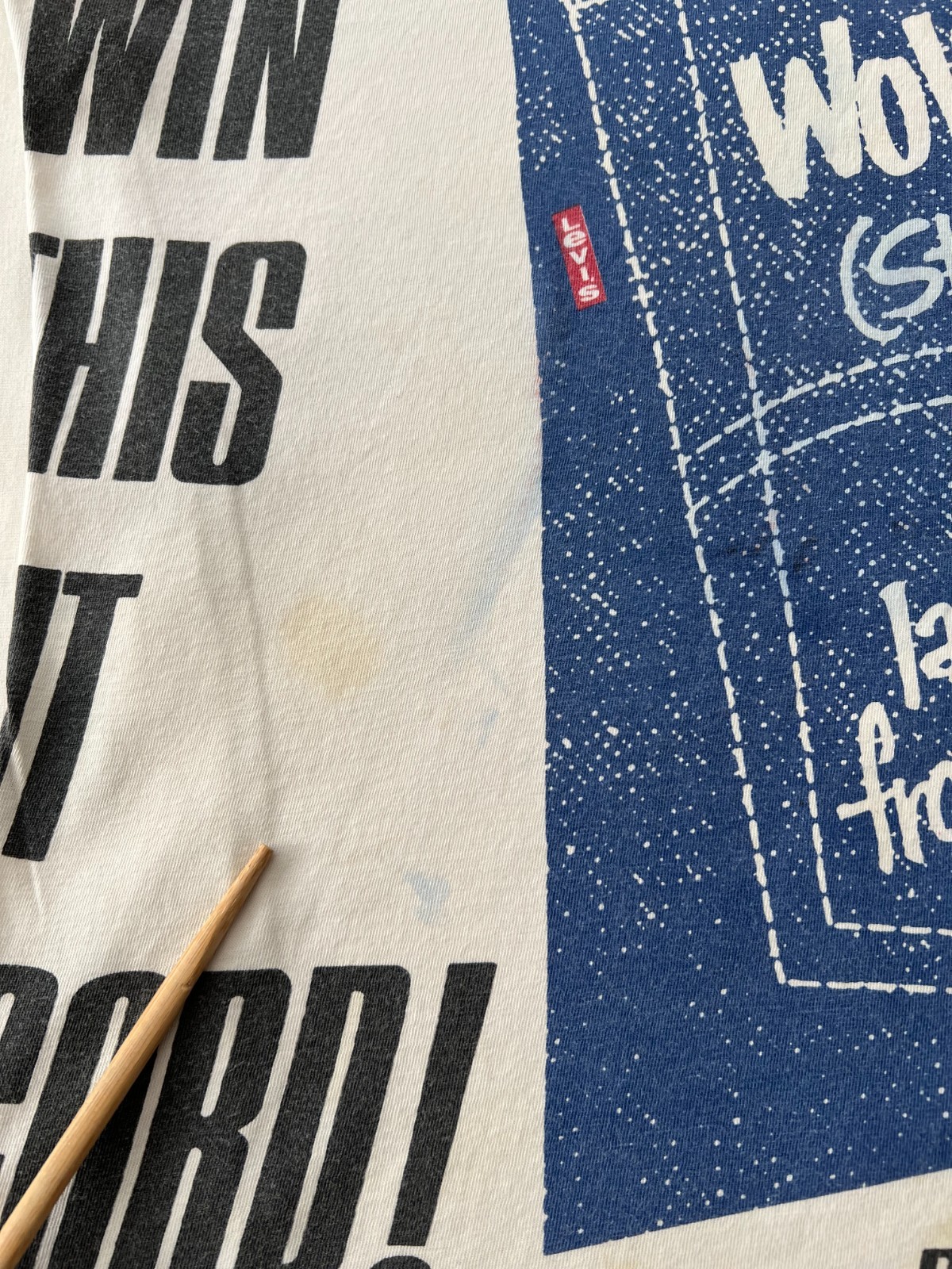 Vintage 90s Levis Levi's Stretch Sensation AOP Promo White T-shirt Sz L gallery