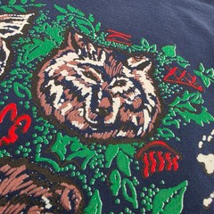 Vintage Wildlife Bobcat Wolf Bear Trifecta Shirt Size XL Navy Blue Footprints