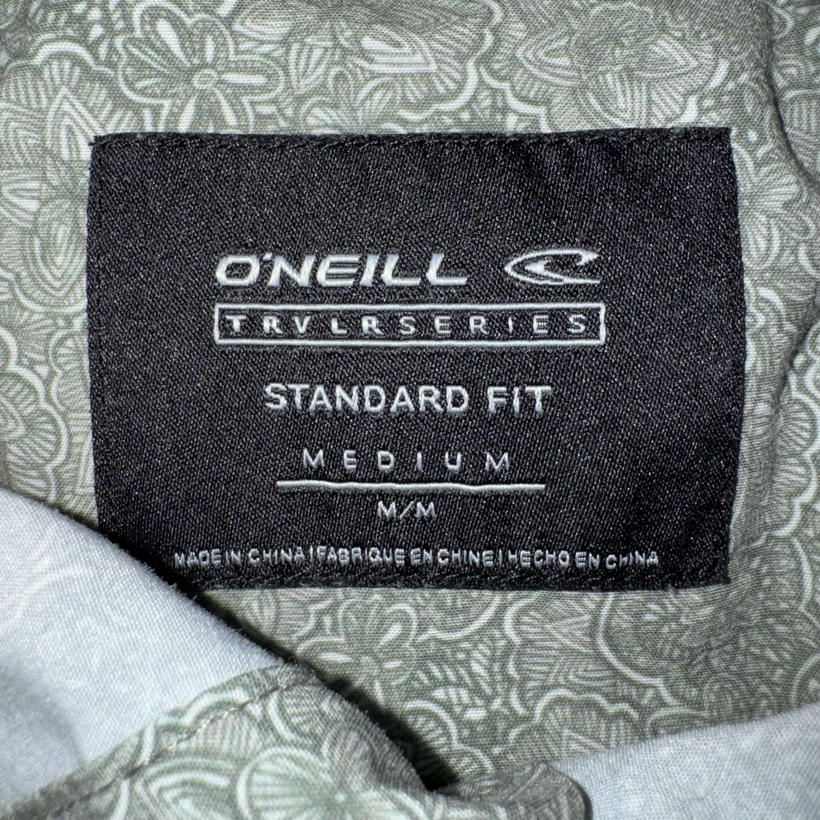 (Size M) ONeill Mens Green Paisley Floral Short Sleeve Button Down Shirt gallery