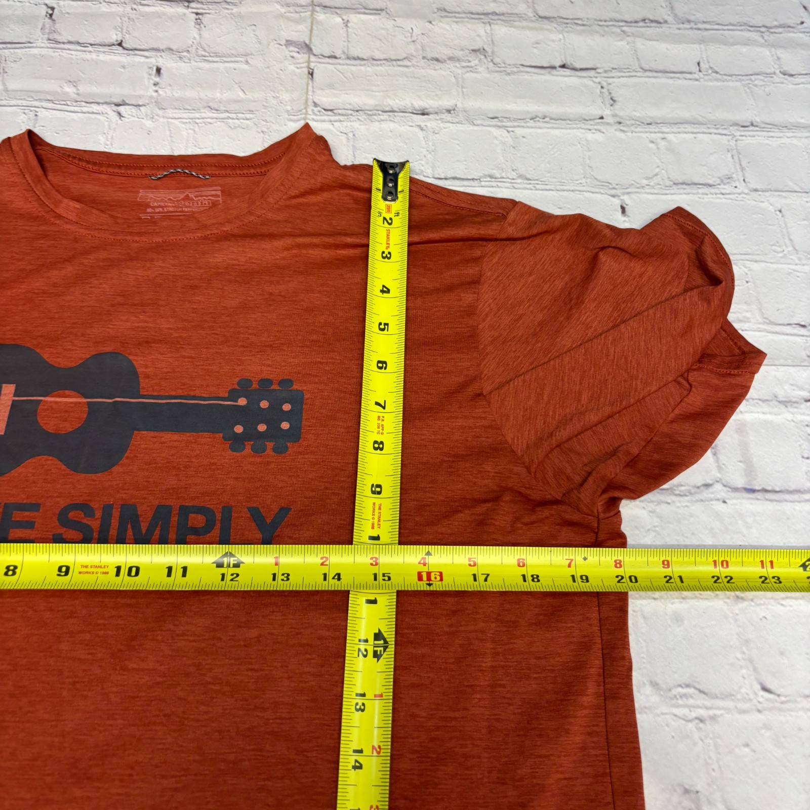 Patagonia Capilene Cool Daily T-Shirt Tee Top Men Medium Live Simply D073 -27 gallery