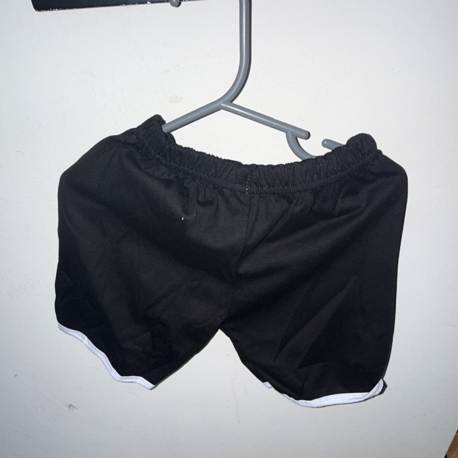 t-shirt and shorts gallery