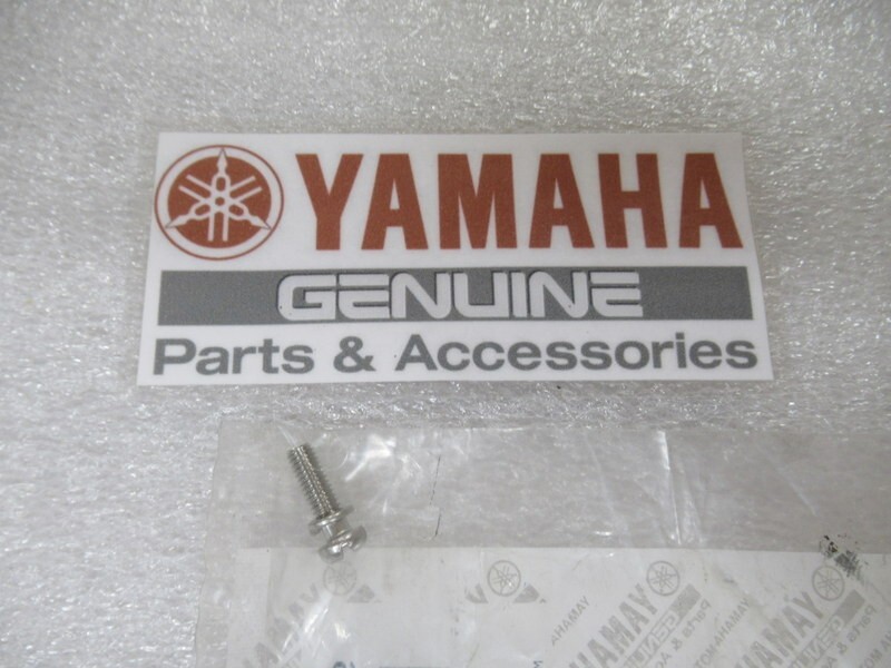 Q0A Yamaha Marine 97980-04114 Screw with Washer OEM New Factory Boat Parts