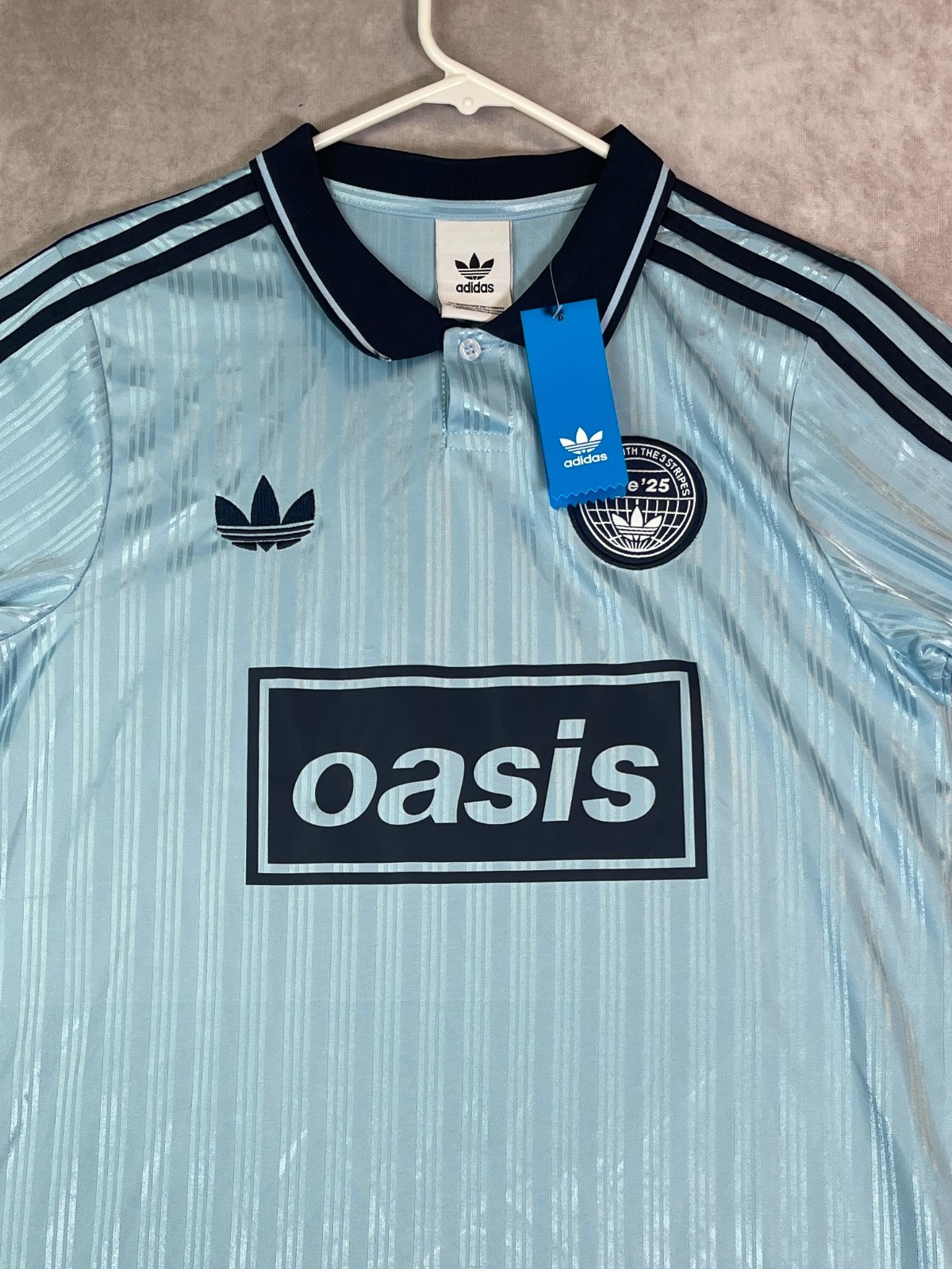 Adidas Originals Oasis Jacquard Jersey Mens Medium Blue Striped Soccer Shirt NWT gallery