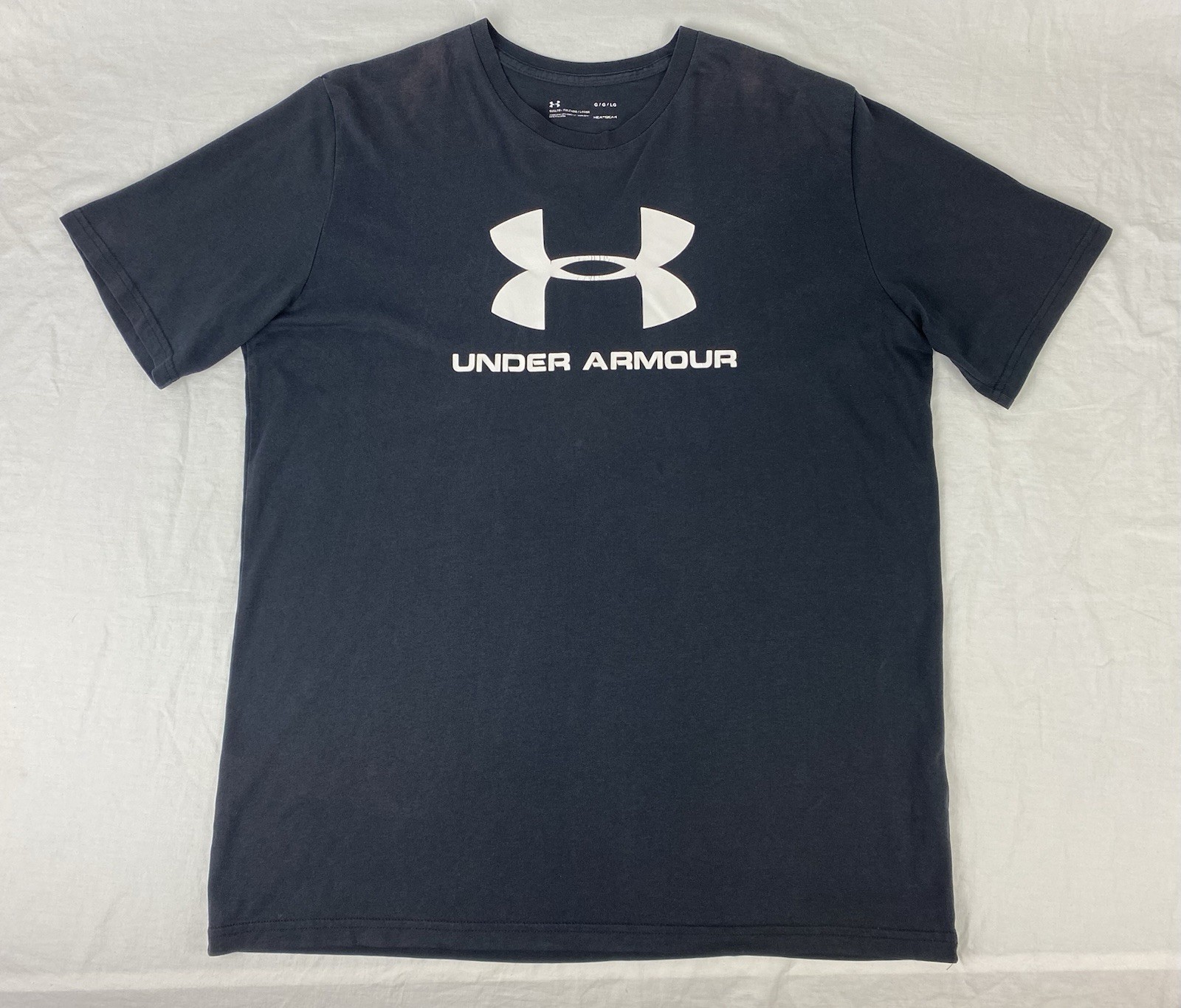 Under Armour T Shirt Mens Large Black Heat Gear Graphic Print Logo Spell Out