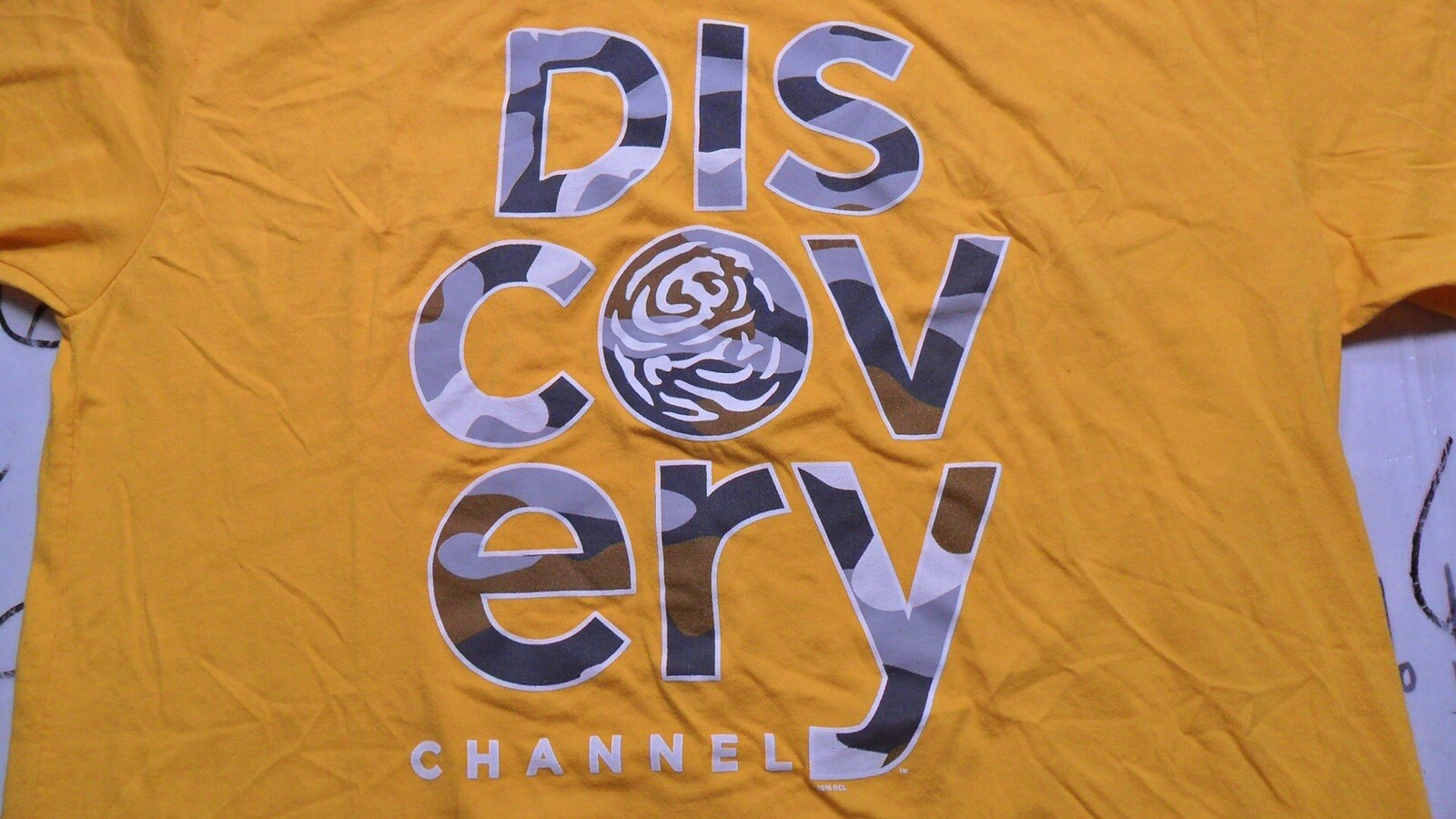 Large Discovery Channel 2015 Shirt gallery