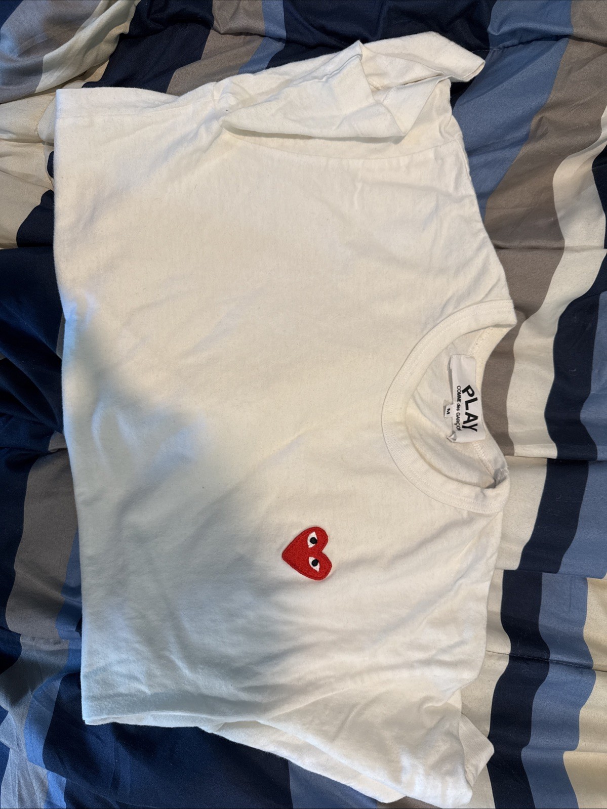 Comme des Garcons PLAY Heart Graphic Tee White Red T-Shirt Size M gallery
