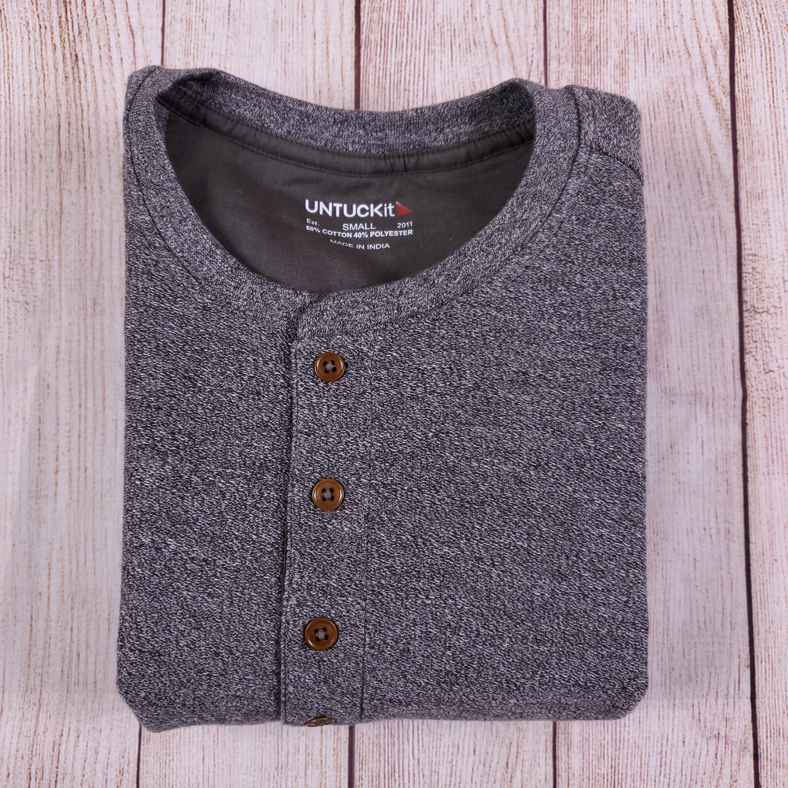 UNTUCKit Shirt Men Small Gray Henley Casual Comfort Cozy Warm 4 Button Urey NEW gallery