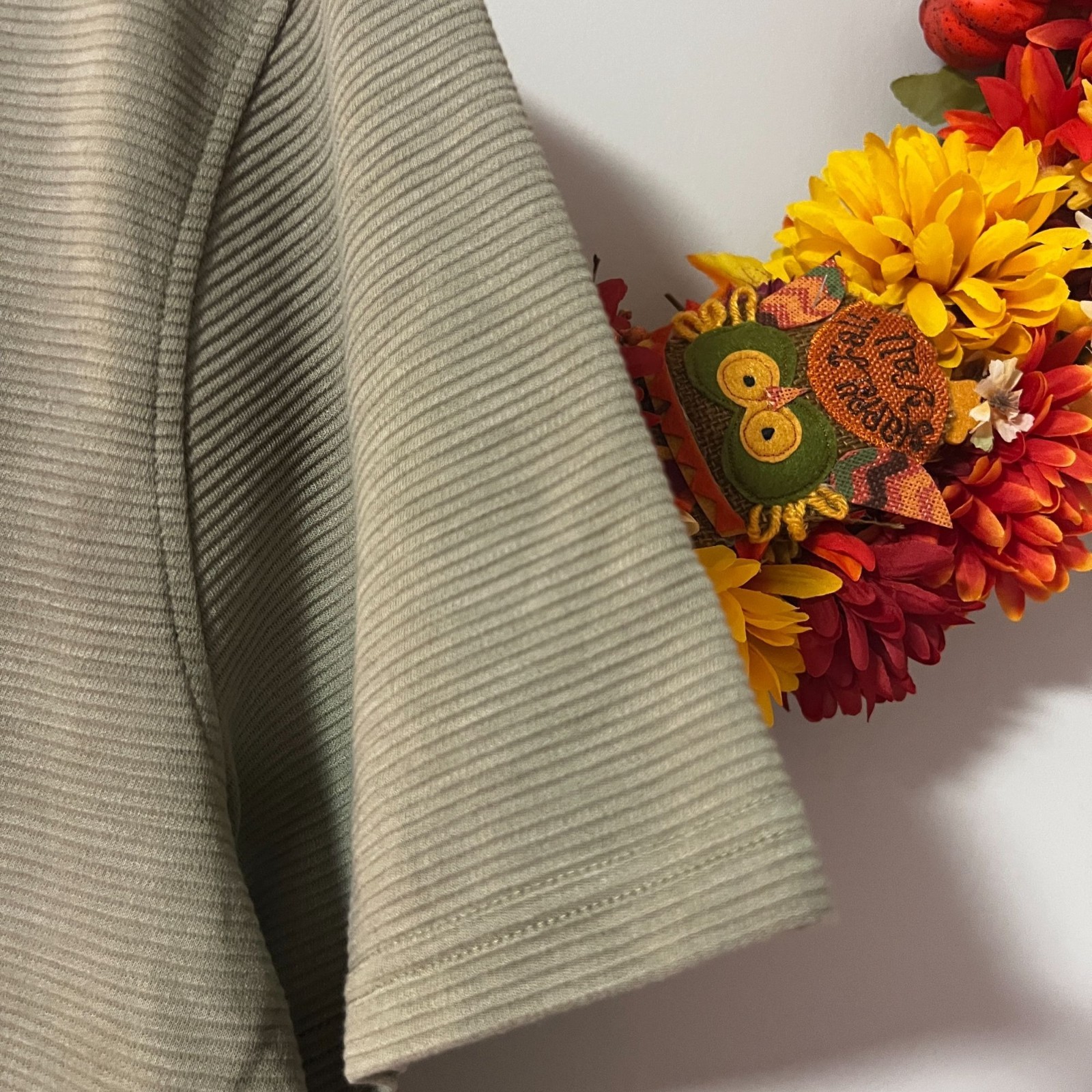 Common People Mens Ottomon Woven Shirt Top Crew Neck LARGE Sage Green gallery