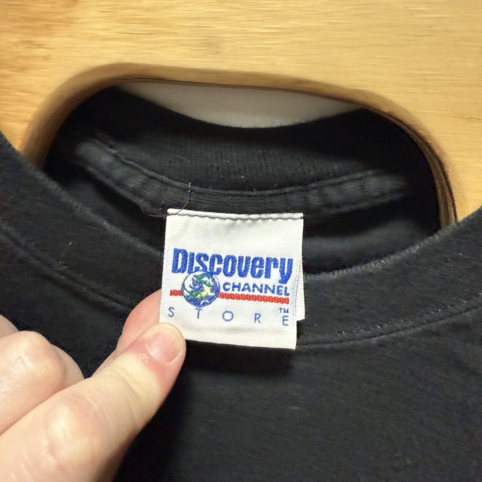 Vintage Discovery Channel TLC Trading Spaces T-Shirt Size XL Black Short Sleeve gallery