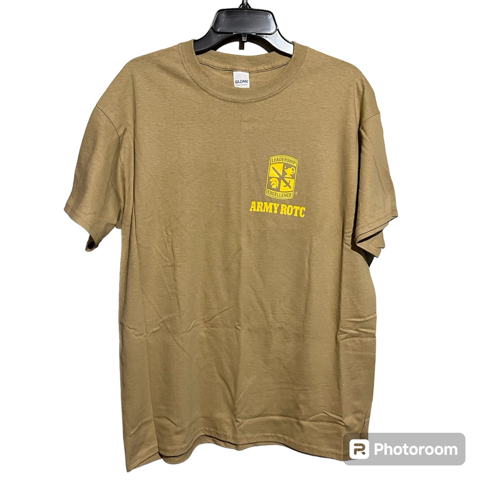 Army ROTC Men Leadership Excellence Crest Logo Sand Tan T-Shirt Size Large NEW